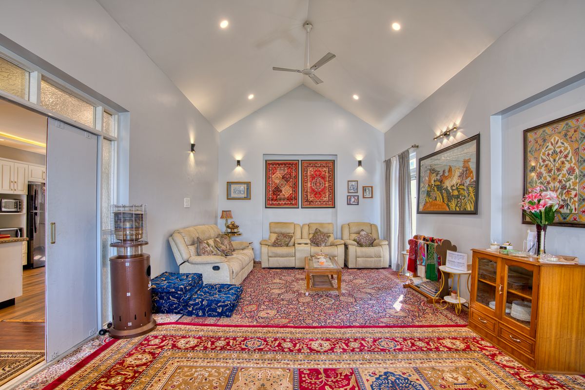 home removals in Sydenham — Home Removals in Sydenham — the working end of the job