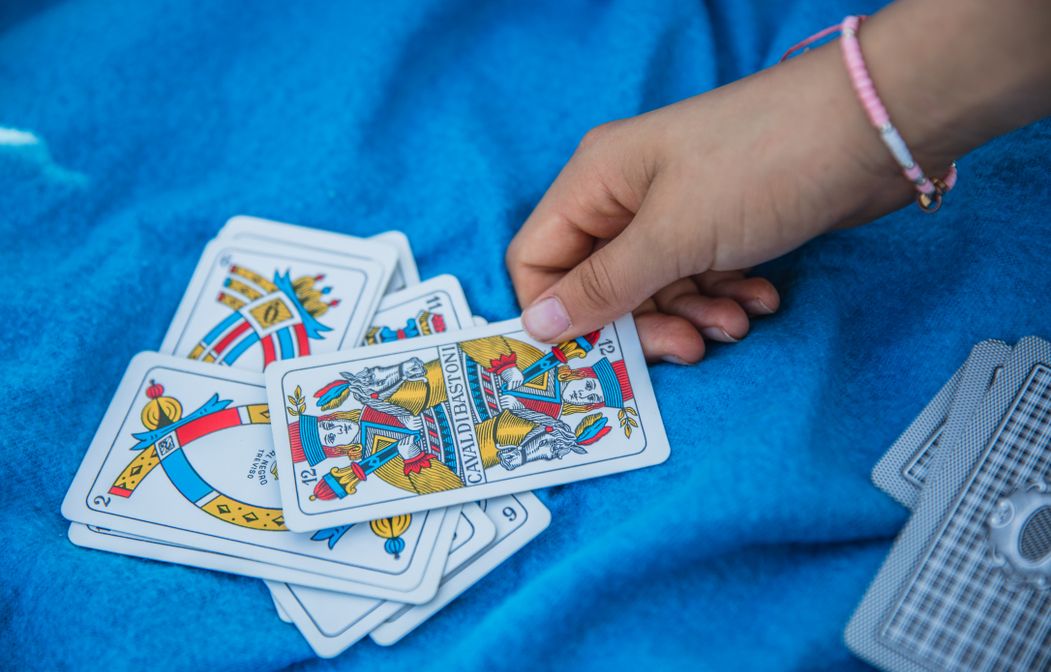 Online Casino: Spielautomaten und Live-Spiele im Überblick