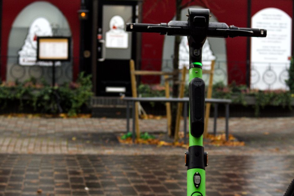 Ottawa Police Ramp Up Crackdown on Unsafe E-Scooter Riders