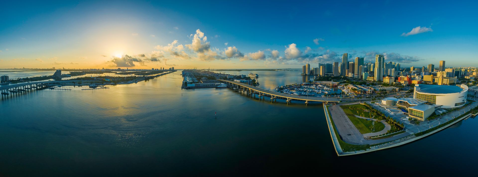 Hotels near Bayfront Park, Miami: closest picks by walking distance
