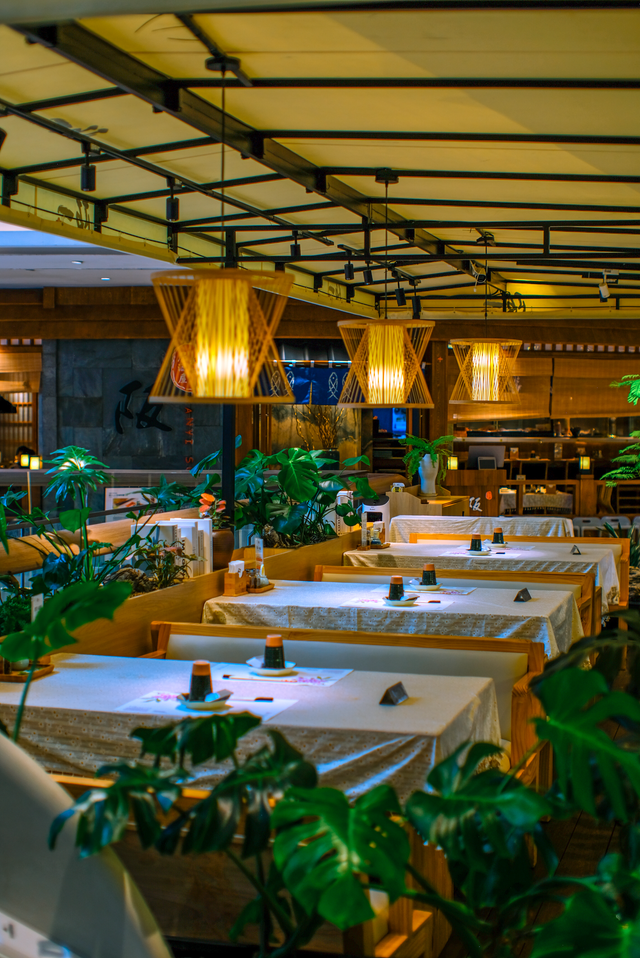 restaurant