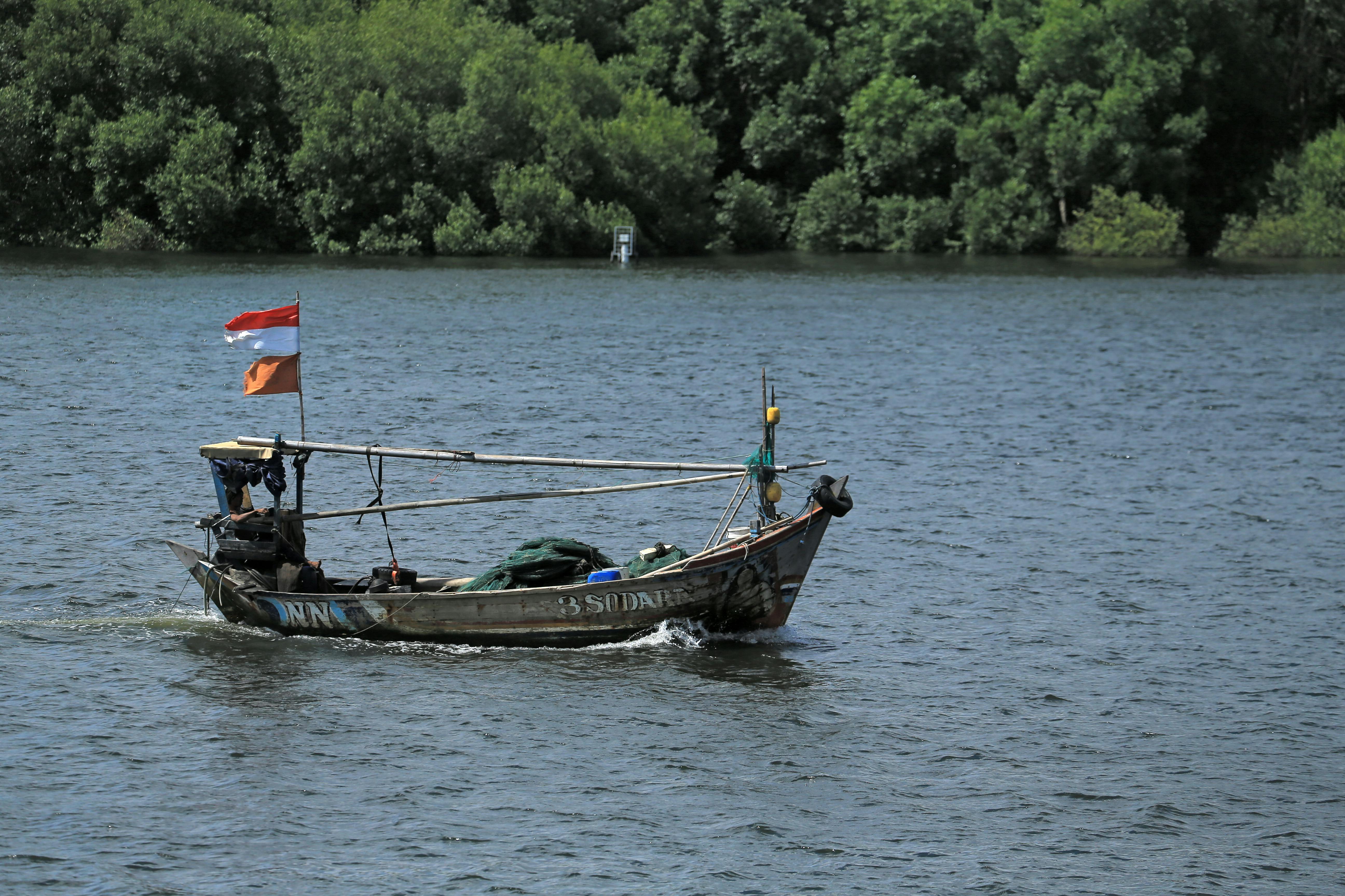 Indonesia Flood Crisis Deepens: 442 Dead as Aid Struggles Reach
