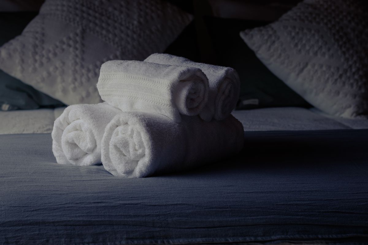 student moves in Stirchley — Loaded properly: blankets, straps and a plan in Stirchley