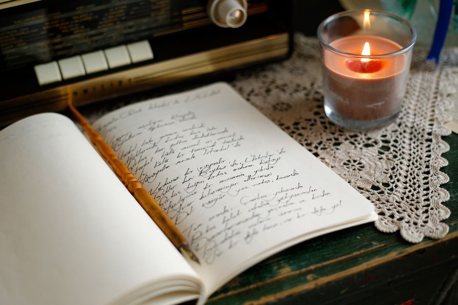 entry table keys and notebook cozy home lifestyle photo 1