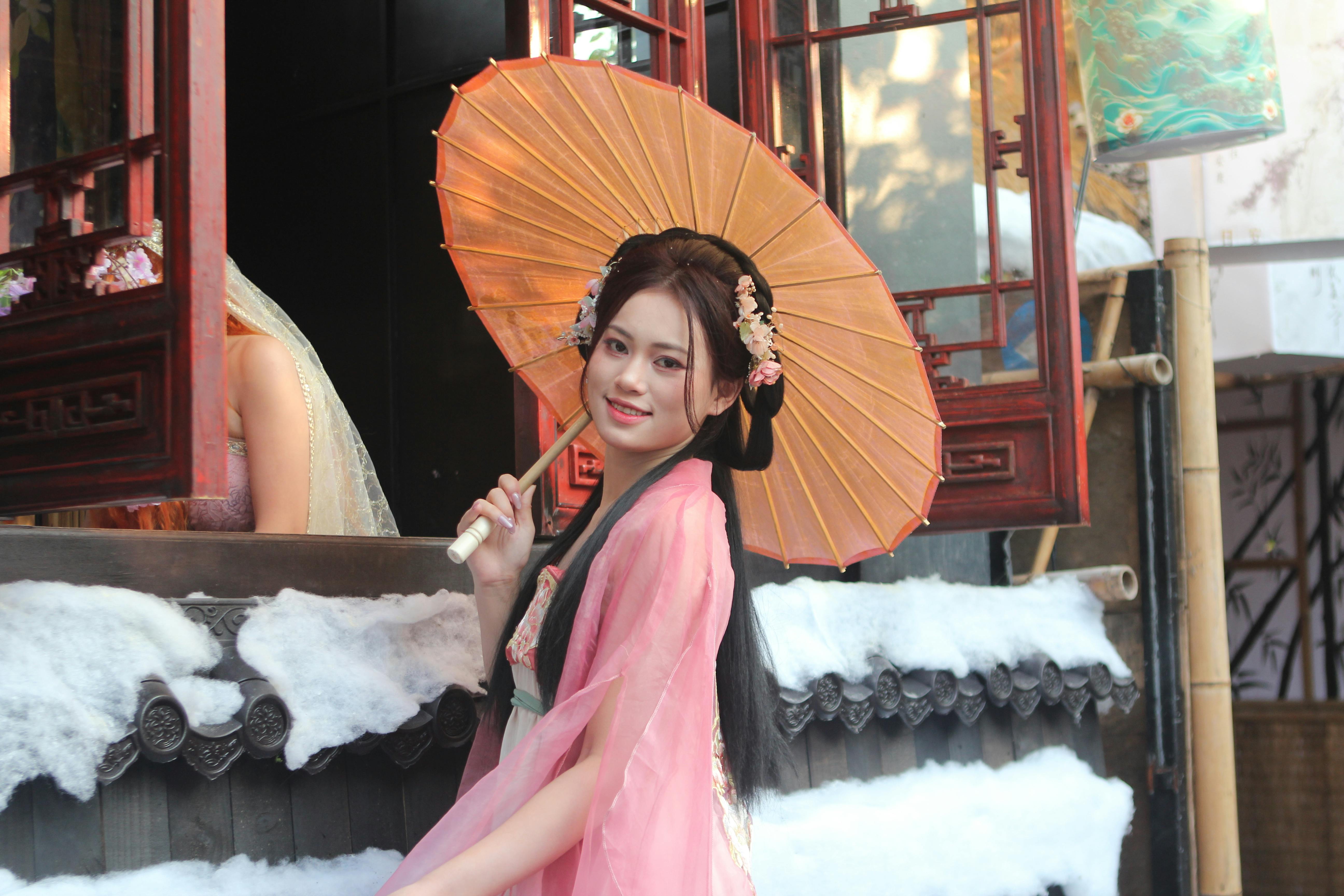 Sankt-Peterburg fohishalari Styuardessa pornosini siking