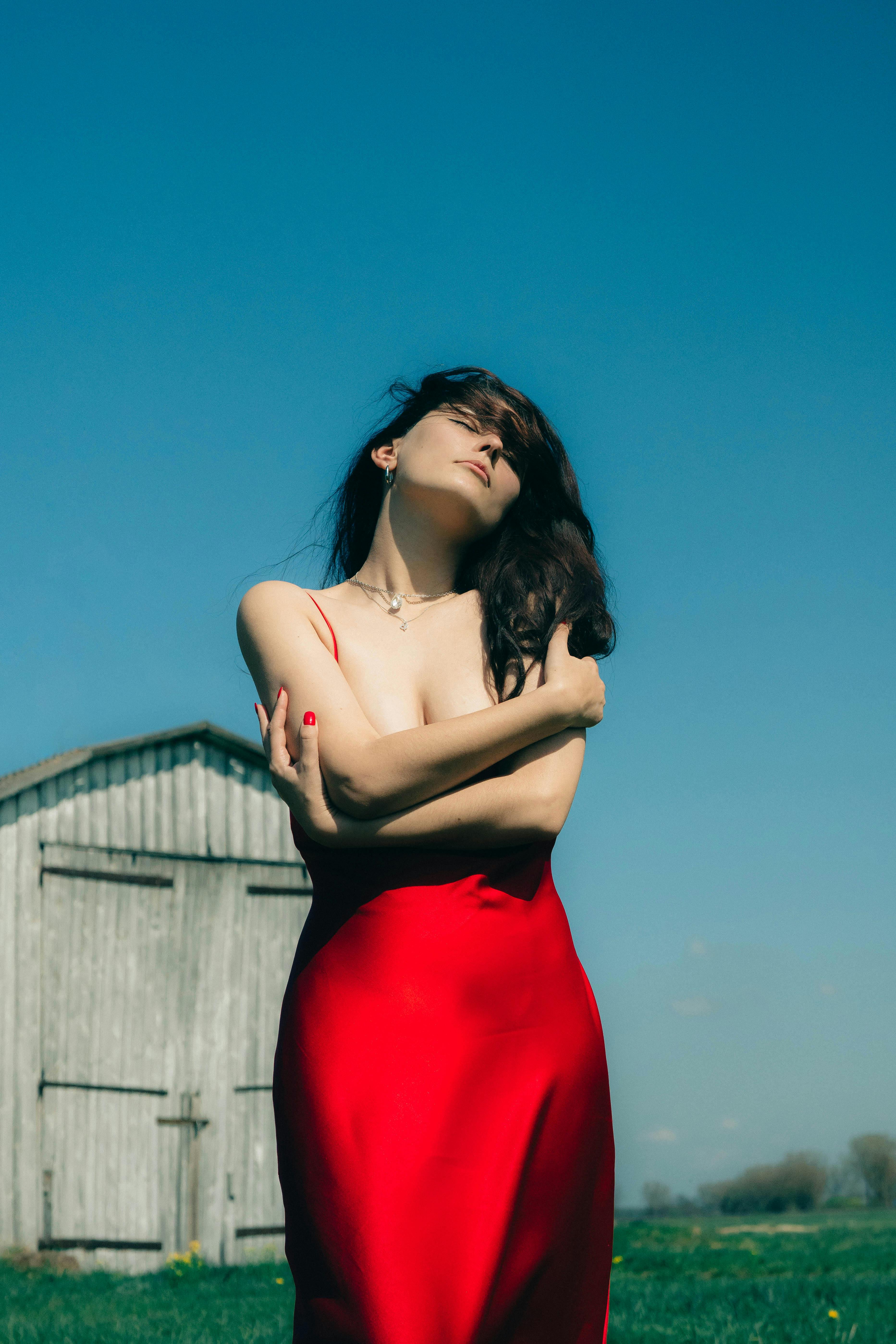 Minimalist Tasarım: Kiralık Dairelerde Şık ve Fonksiyonel Dekorasyon Fikirleri