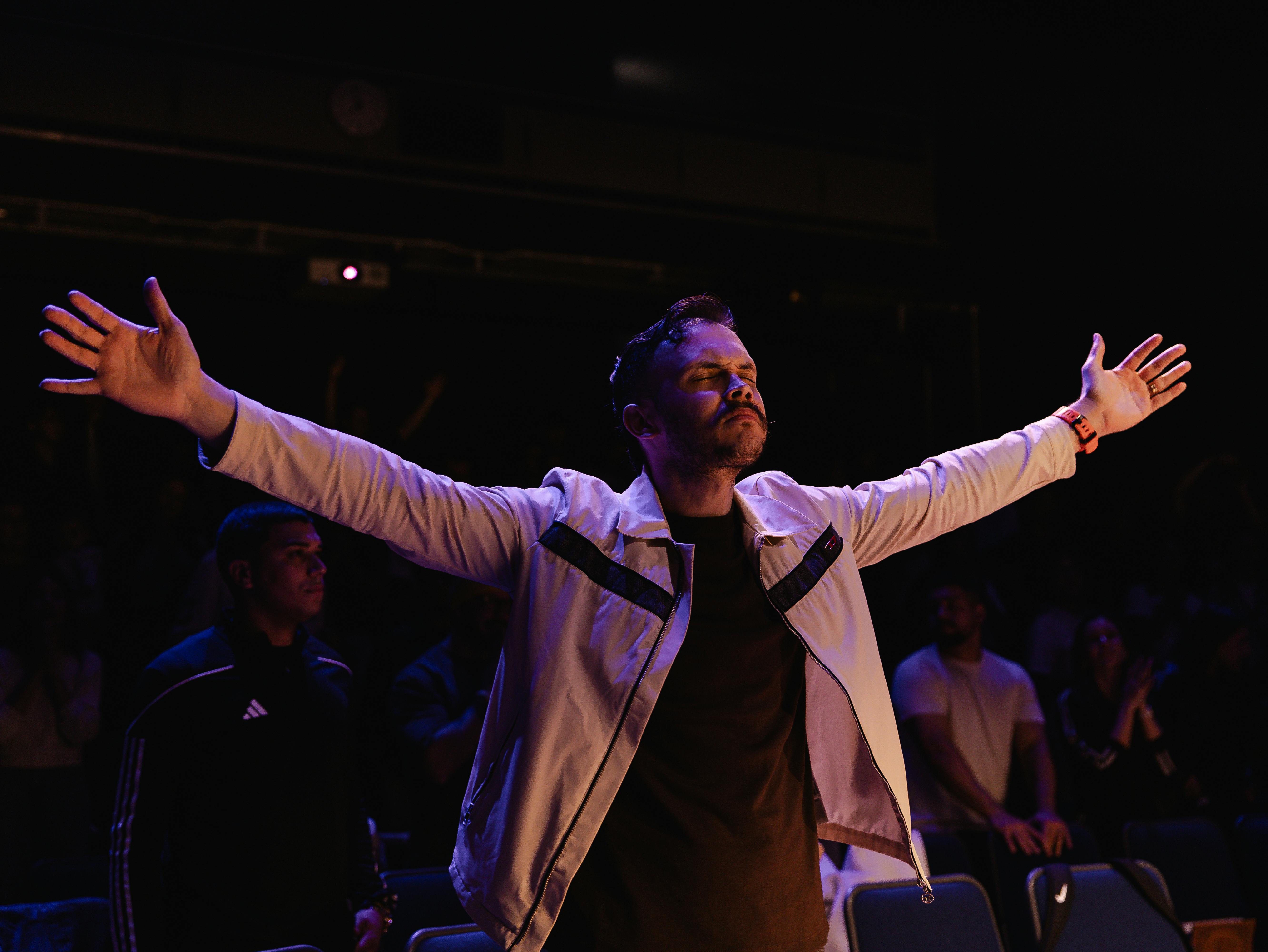 中共立案逮捕沈伯洋並通報國際刑警，警政署強調保障言論自由