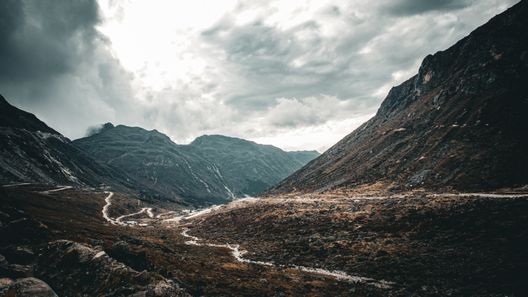 Sela Pass