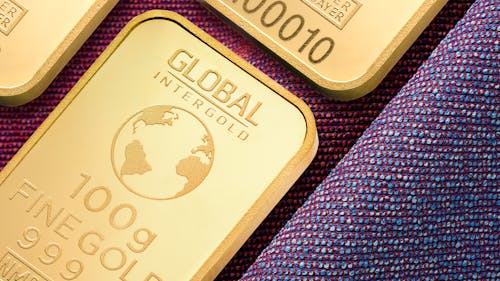 Ücretsiz Gold Global Intergold 100g İnce Altın Bar Stok Fotoğraflar