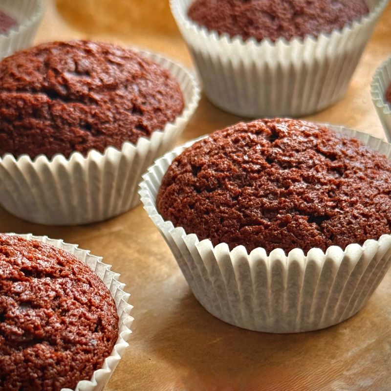 Harissa Roasted Pepper Muffins