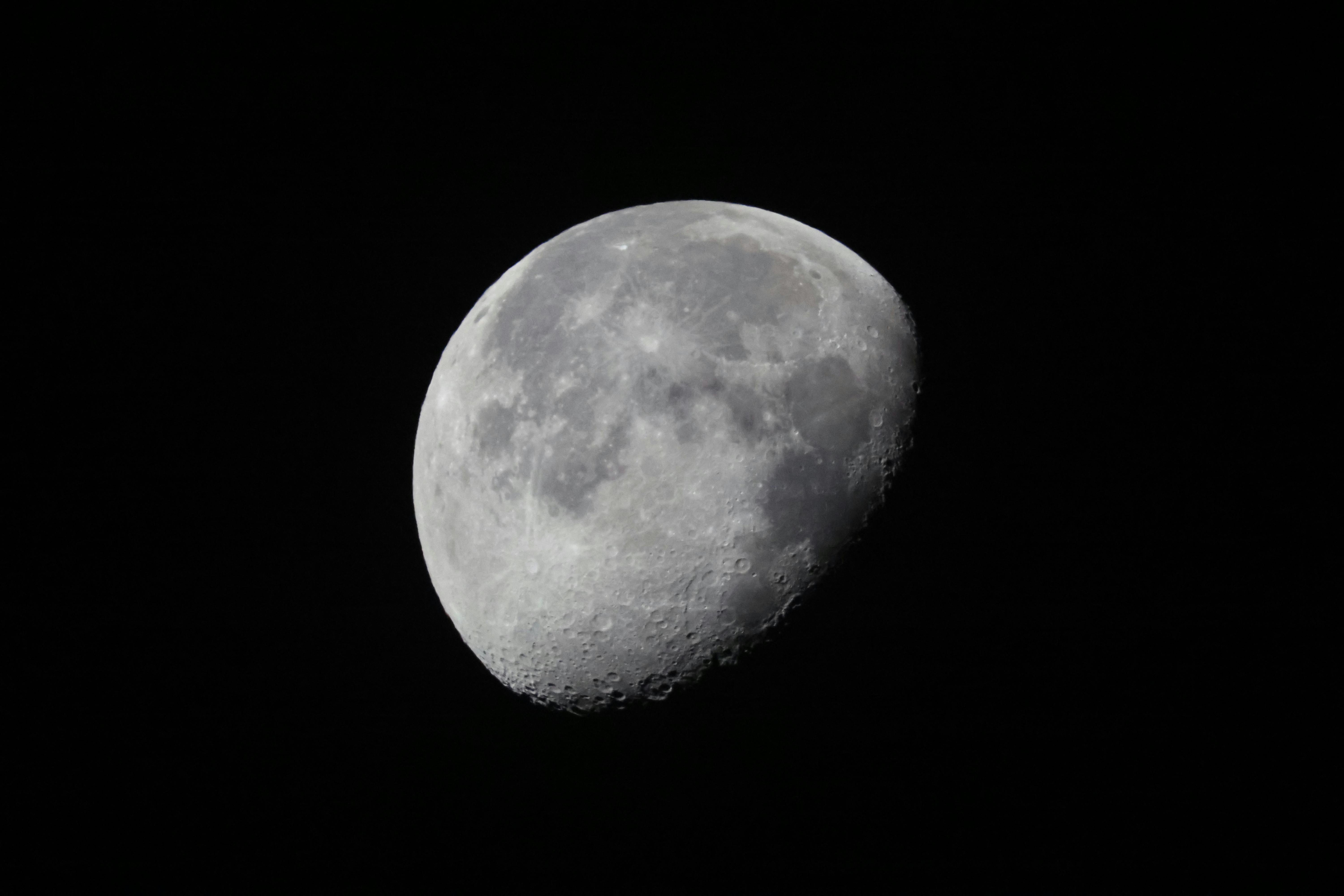 科技：超大質量黑洞吞噬恆星 釋放創紀錄能量閃光