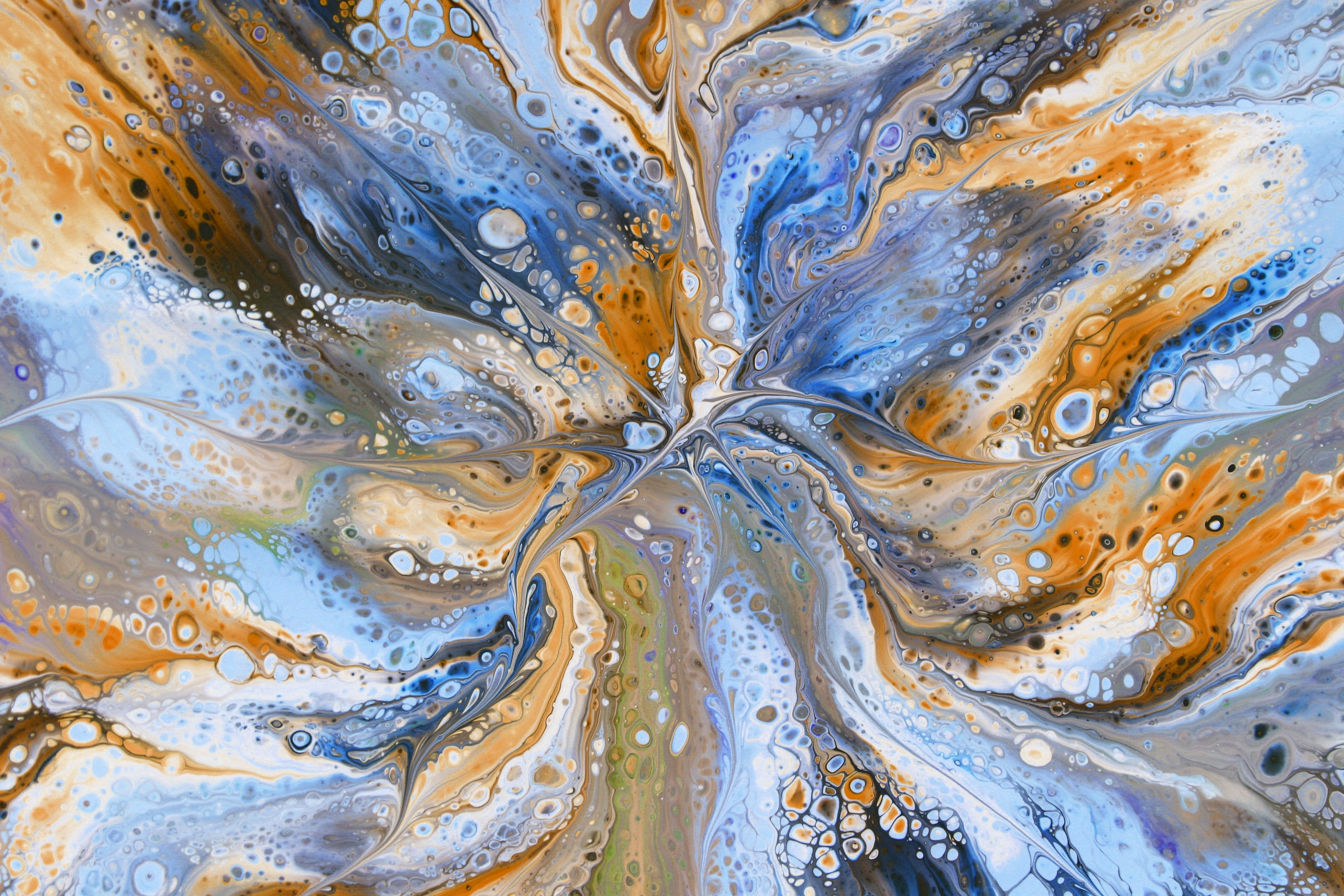 Dynamic Abstract Fluid Art with Blue and Brown Swirls · Free Stock Photo