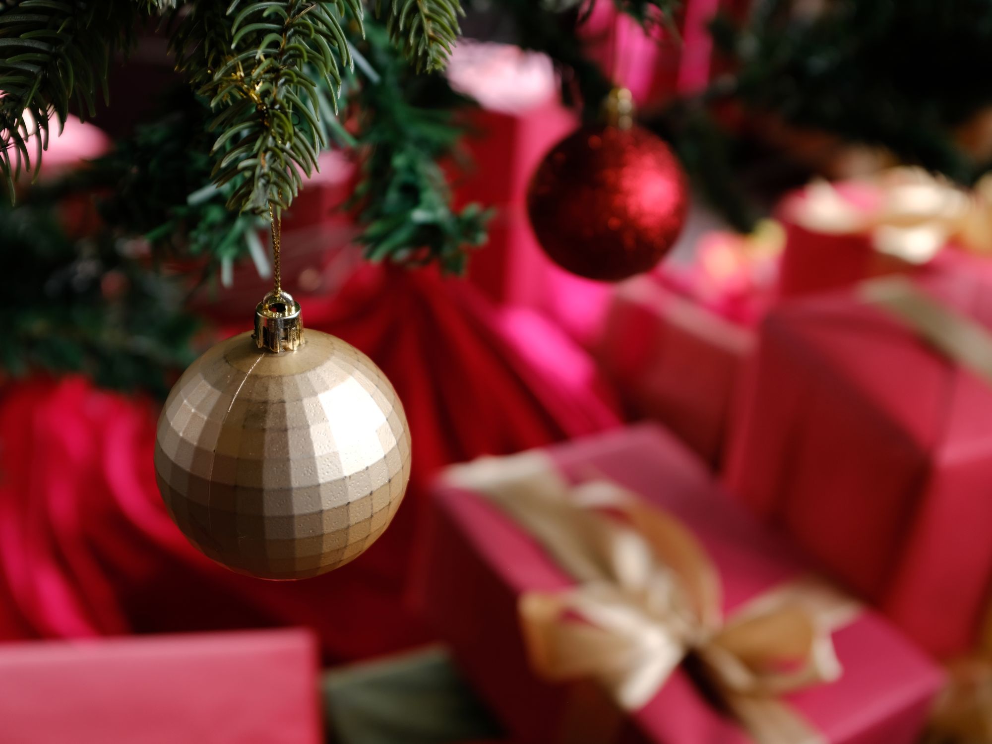 Packing & Materials in Rainford, North West — professional packers wrapping and boxing belongings
