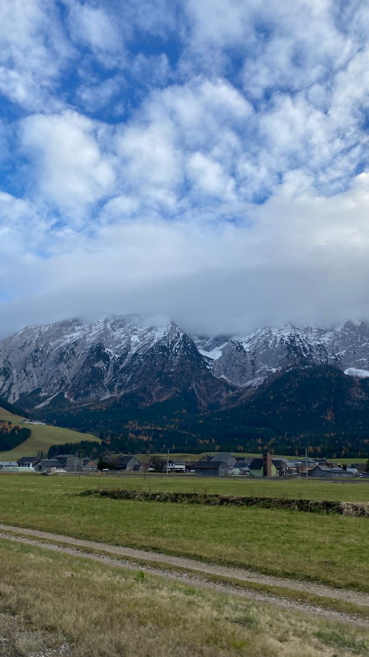 Österreich: Ehemals NS-Lager wird zum Gewerbepark und sorgt für Empörung