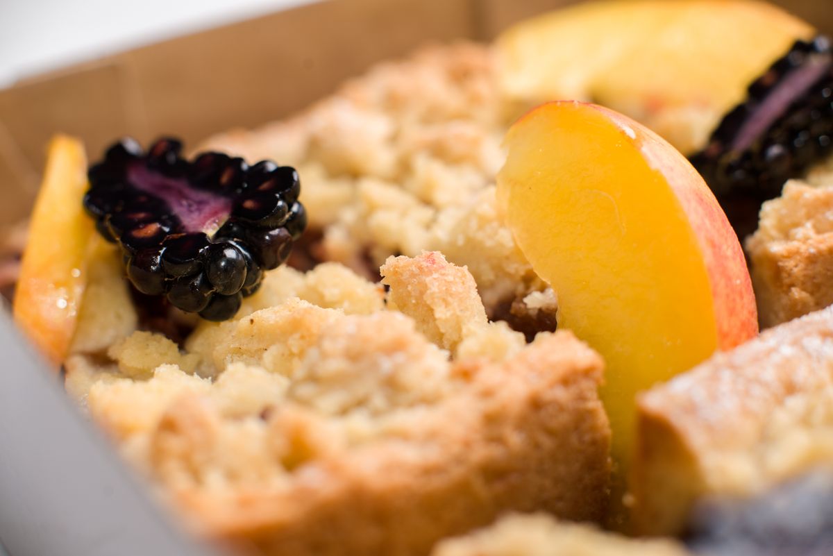 Skillet Peach Cobbler