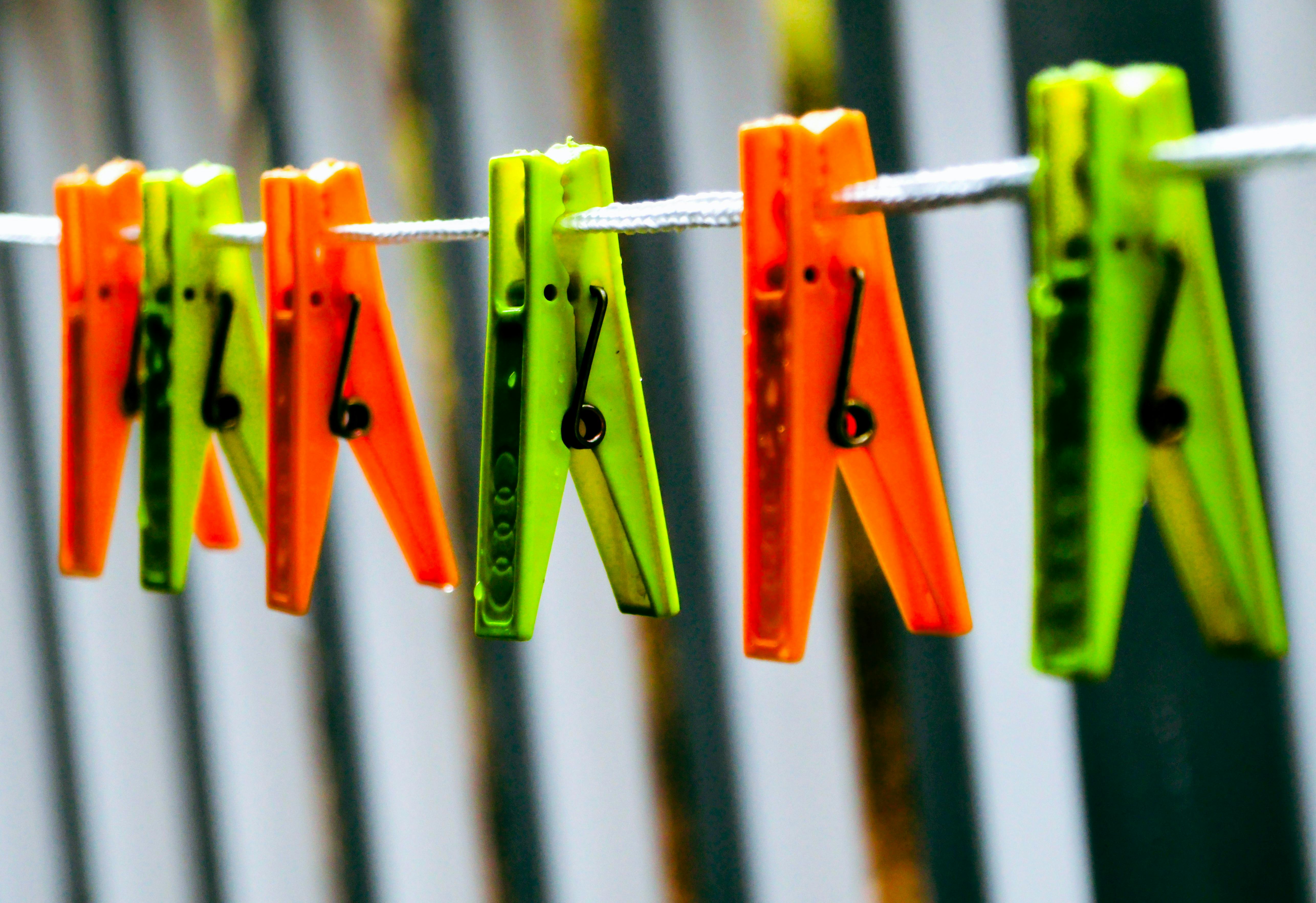household budgeting, saving money, cost‑cutting tips, Frugality & household money, household financing tips — Photo by Ramaka