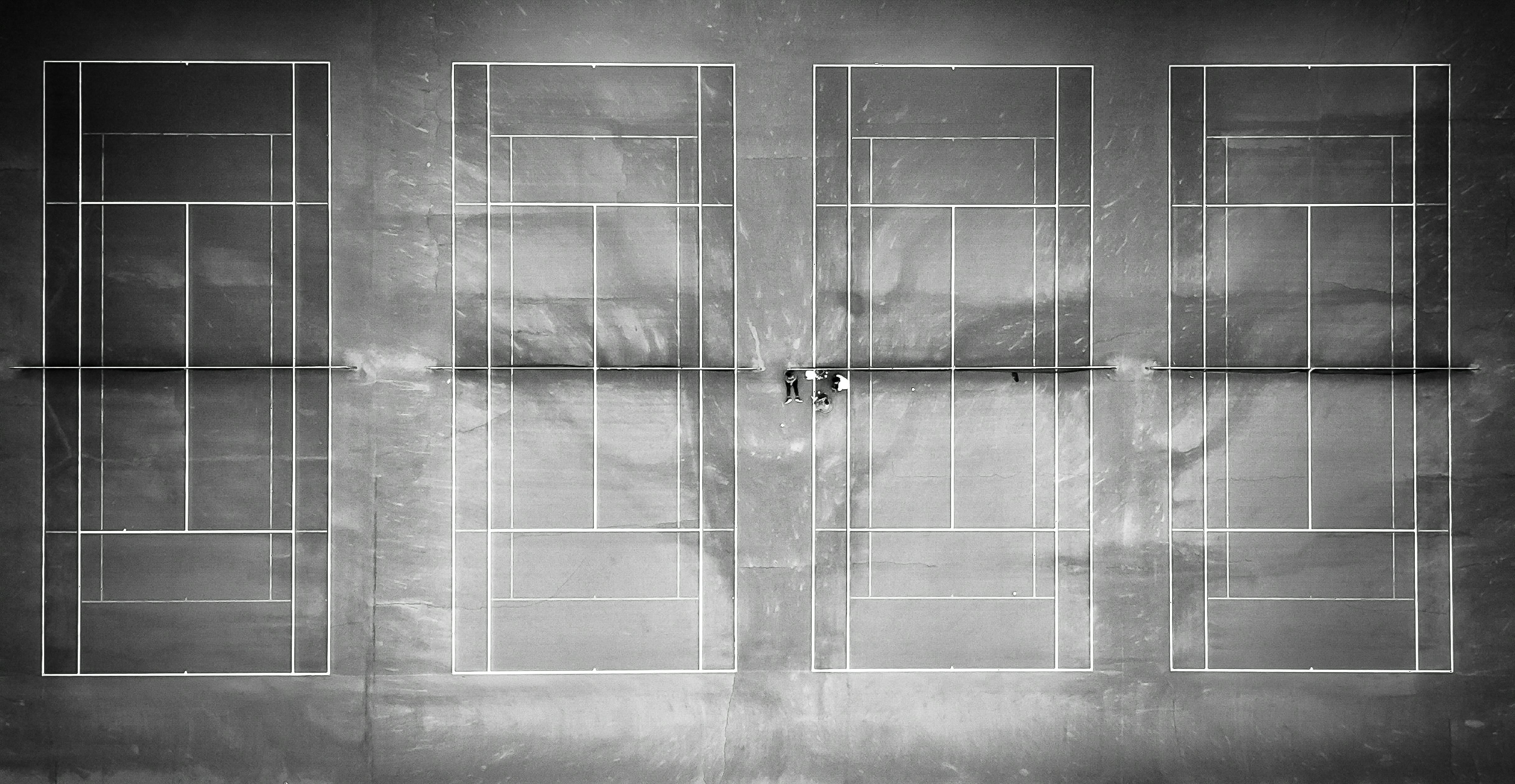 法國前總統薩柯吉涉政治獻金案入獄，上訴期間獲法院批准暫時獲釋