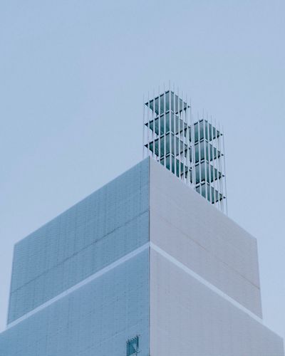 Glass and steel building corner, Rick Han on Pexels
