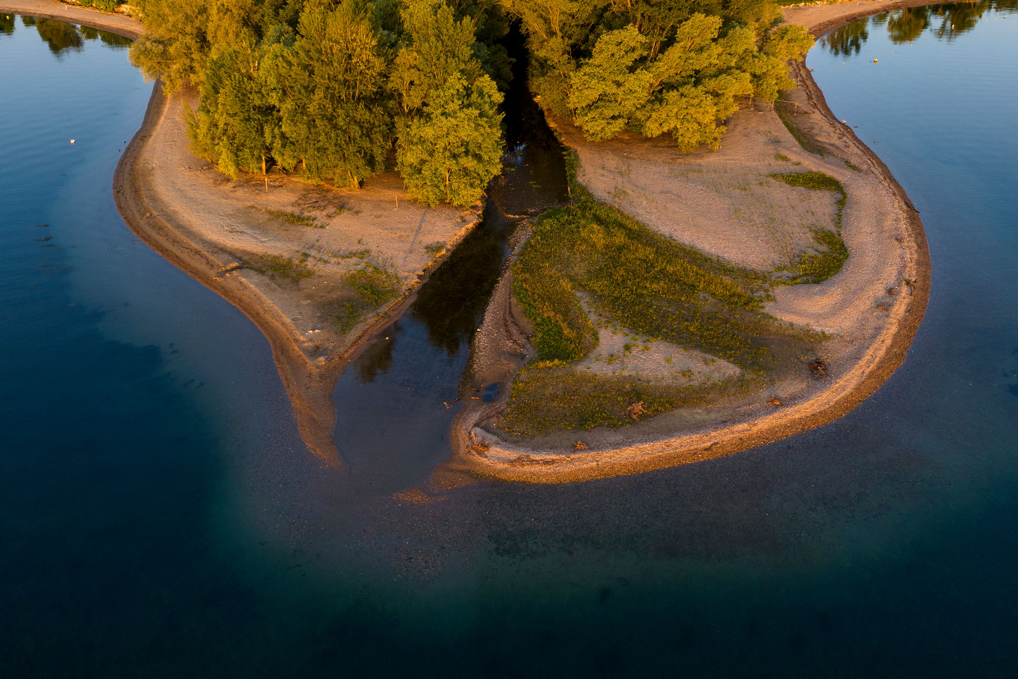 Lago di Varese & the Island of Isolino Virginia