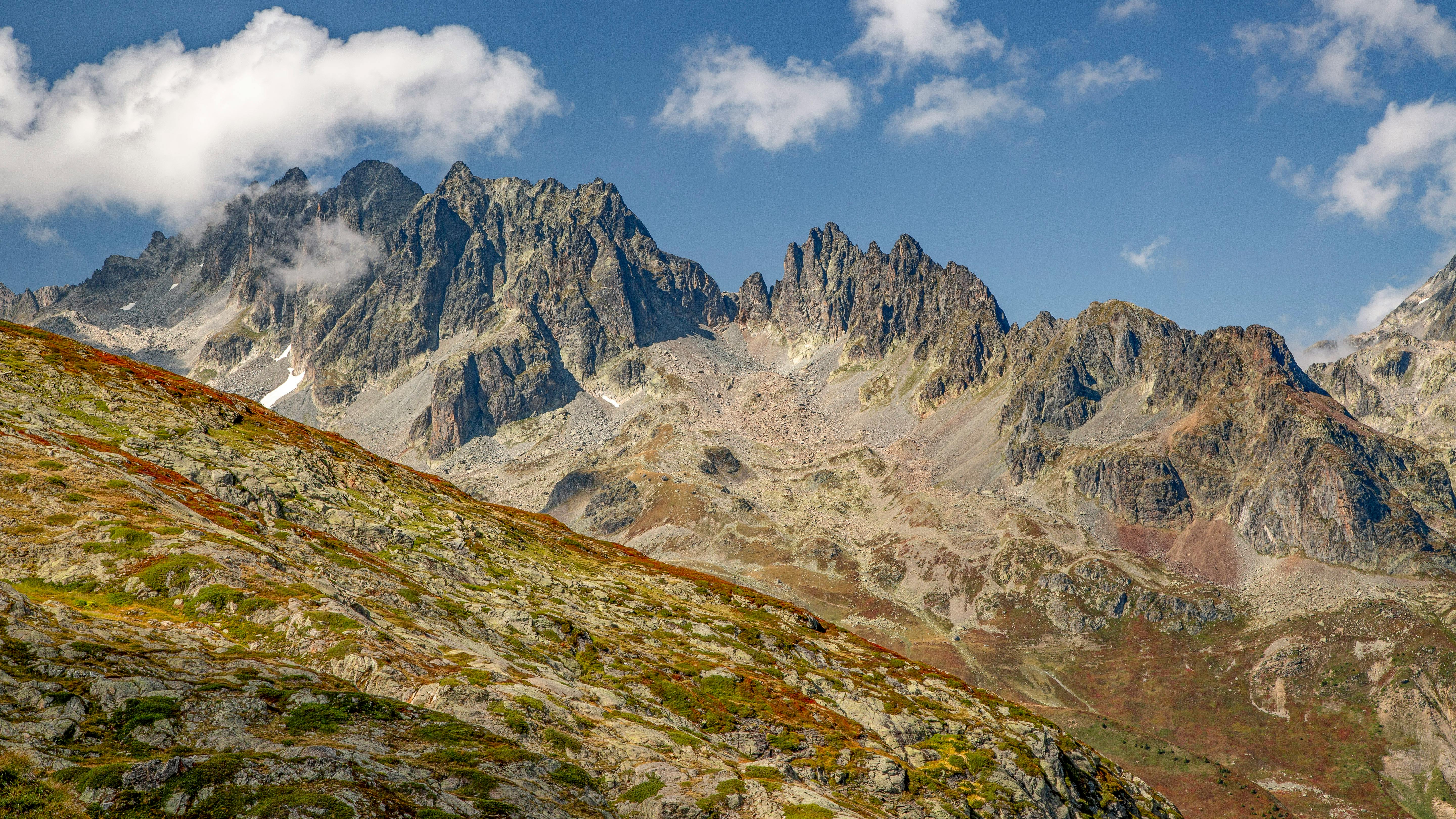 2025 Yahoo財經高峰會全球直播，洞悉未來投資趨勢