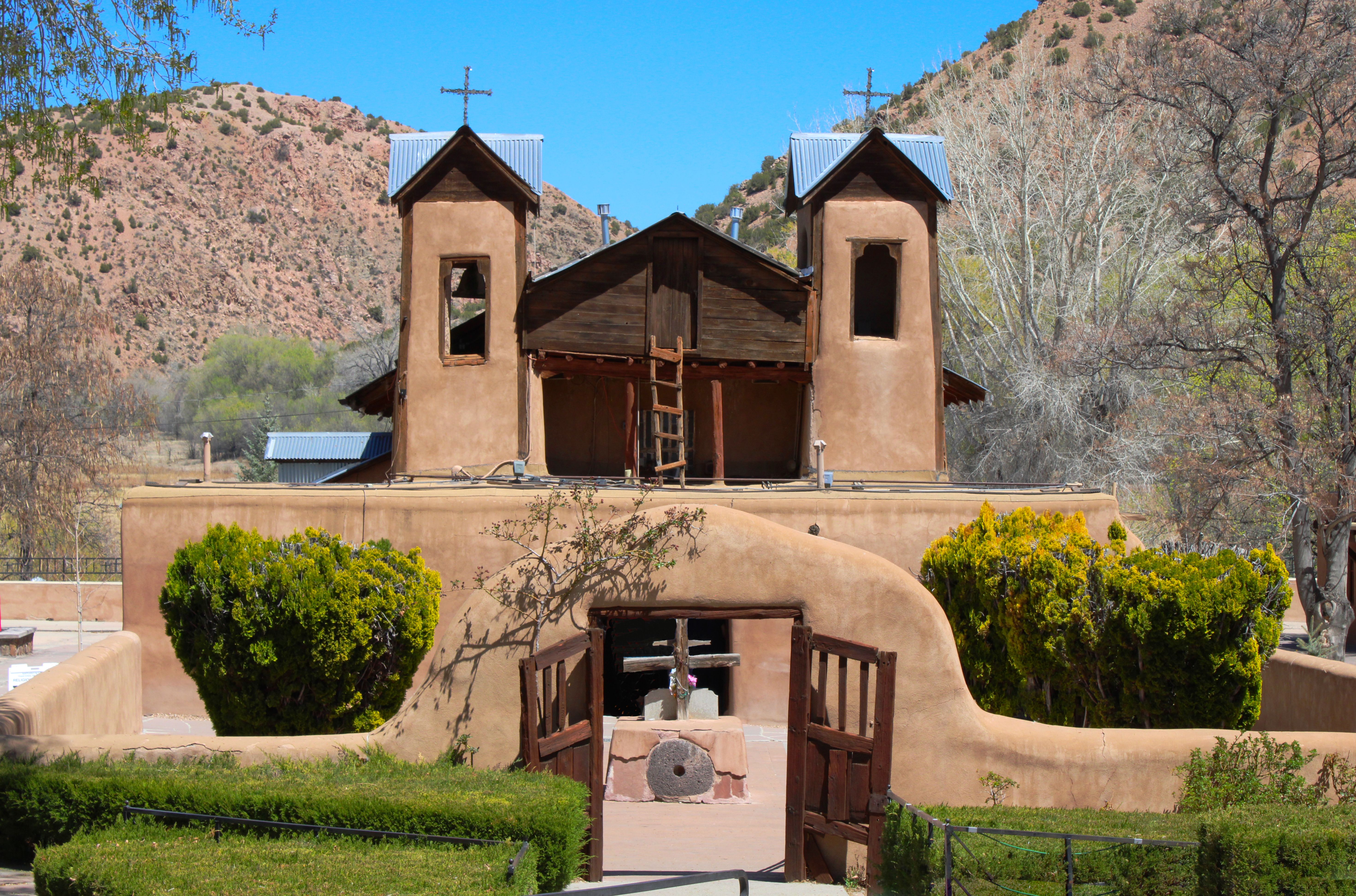 Explore the beautiful Santuário de Chimayo in New Mexico, a renowned spiritual site.