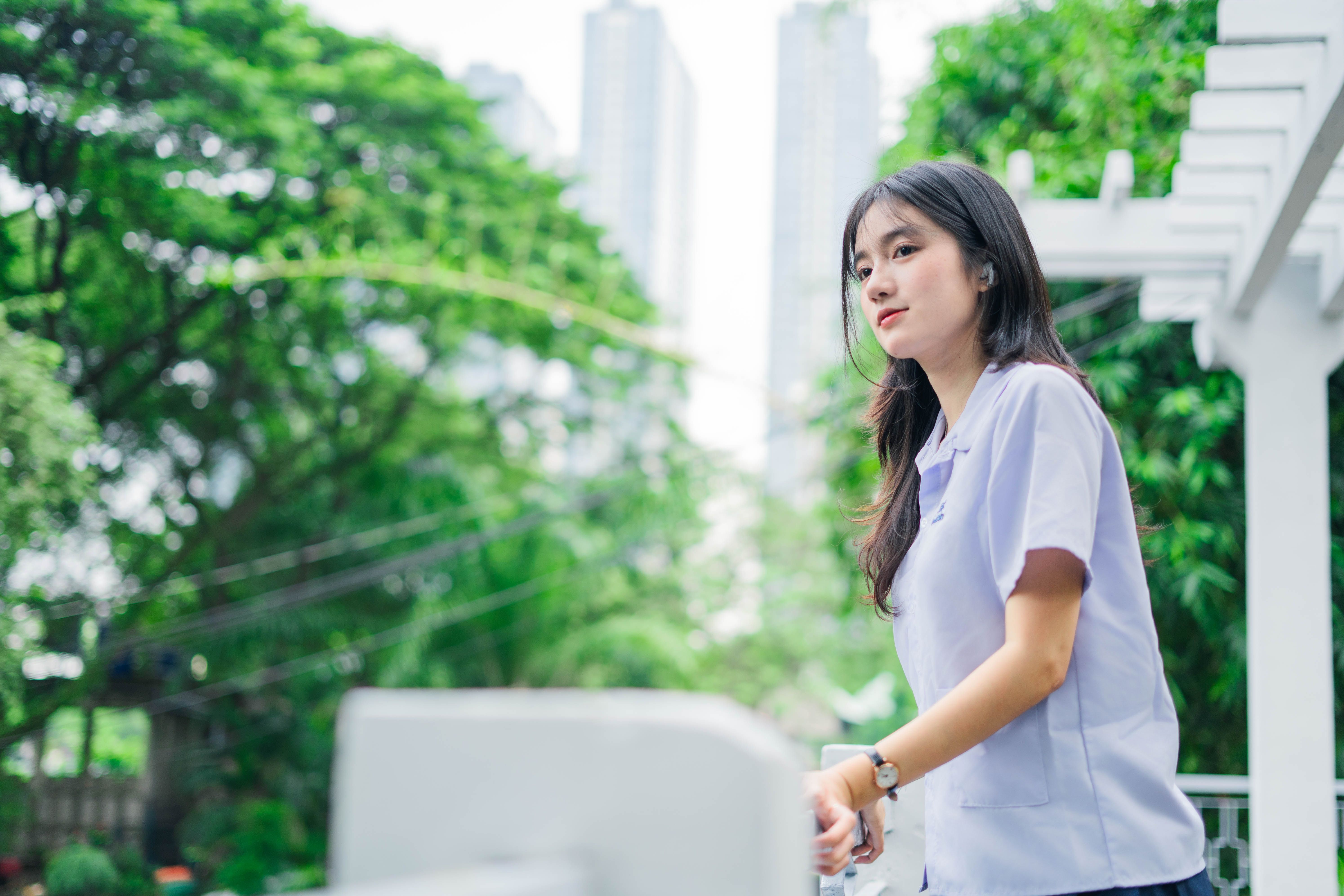 Young Woman in Casual Wear Outdoors · Free Stock Photo