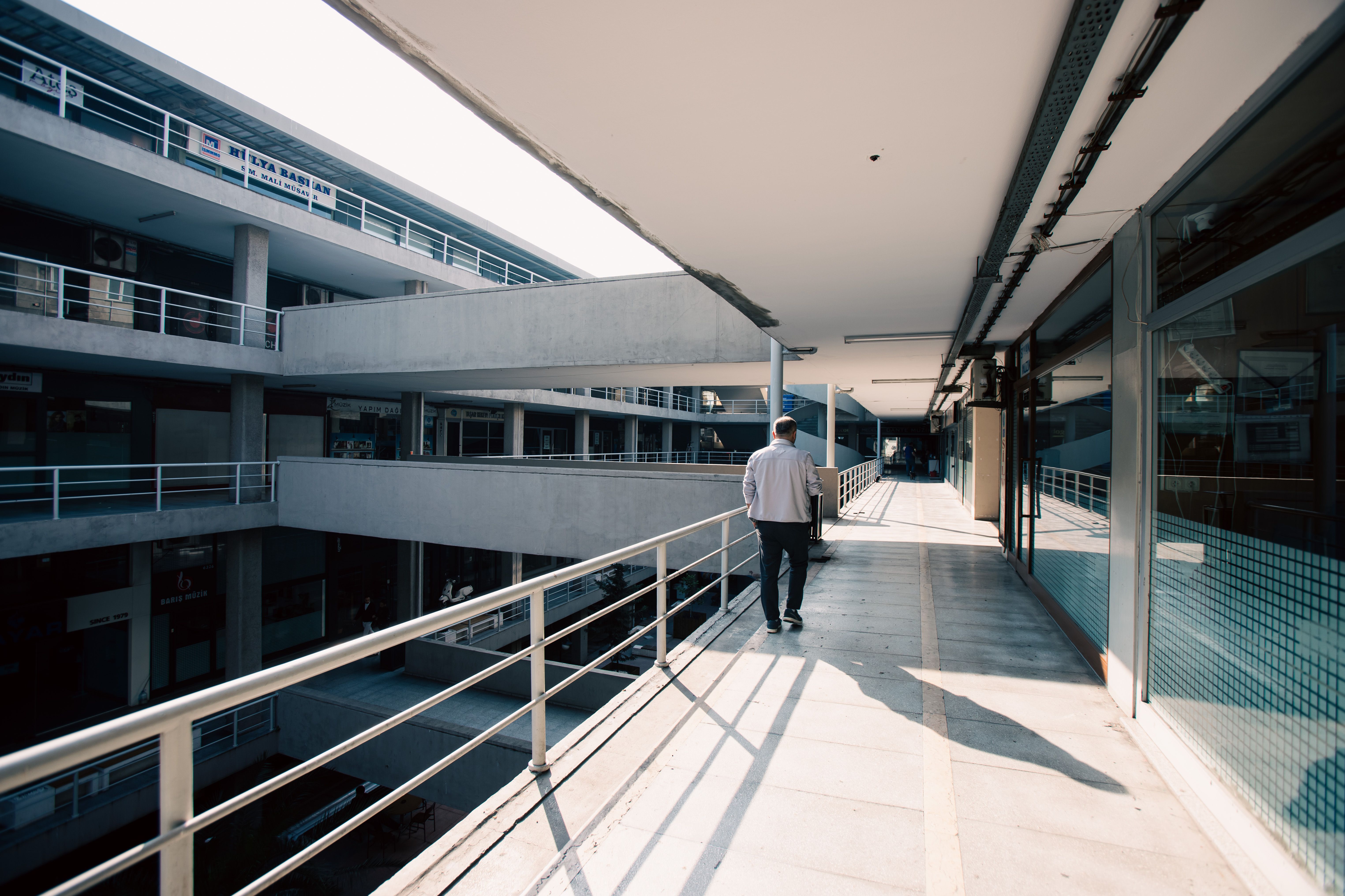 From premiums to policies: Understanding commercial property insurance trends in 2026 — Photo by Onur Can Elma on Pexels