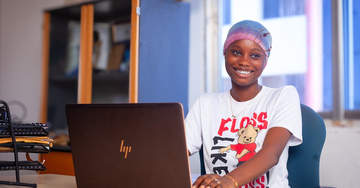 大氣系生颱風假問政治系?網友熱議專業形象引關注