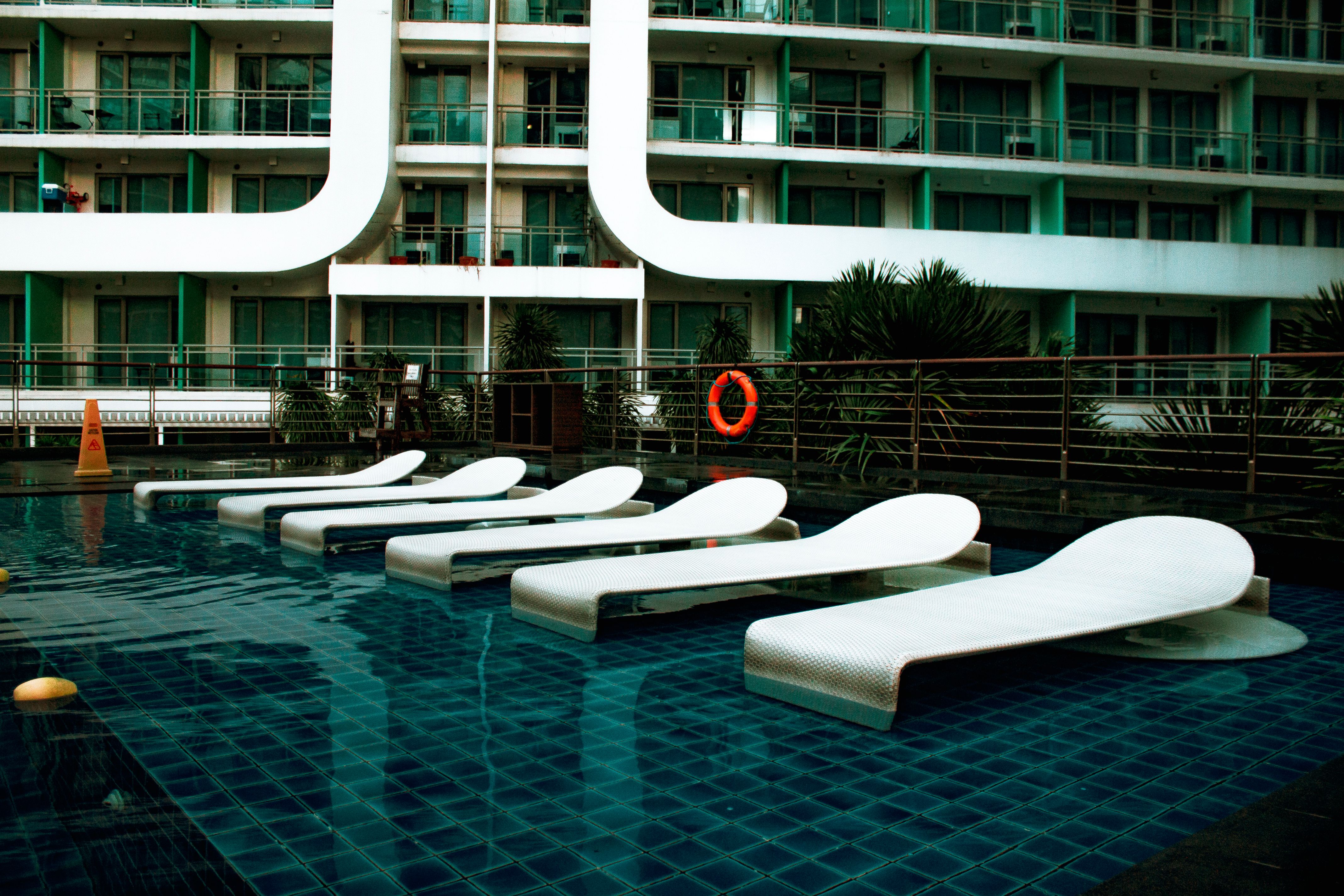 White Pool Beds · Free Stock Photo