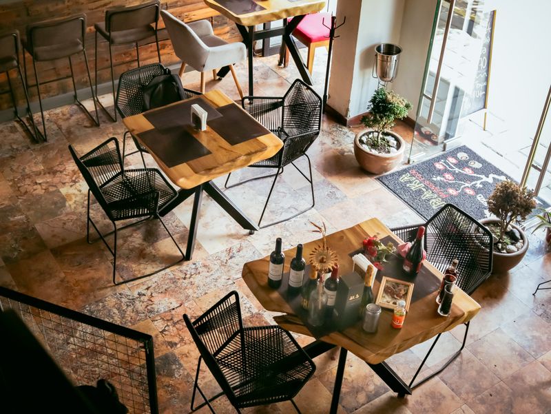 Elegant restaurant website design