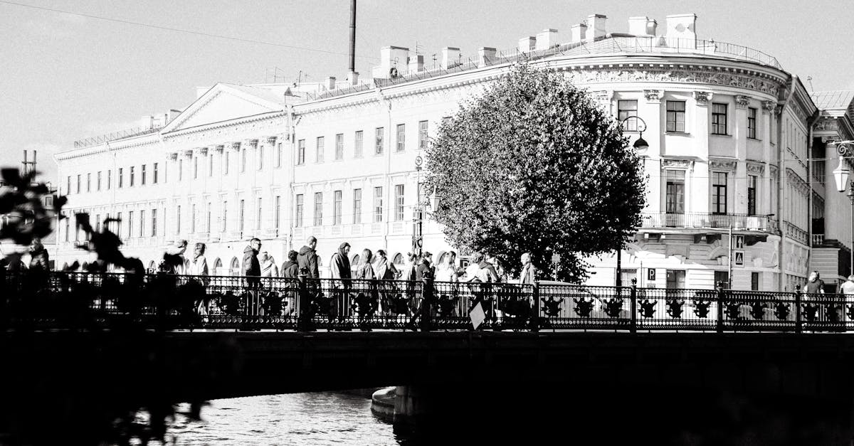 「楠梓漢」生活圈崛起 診所年收372萬搶金店面