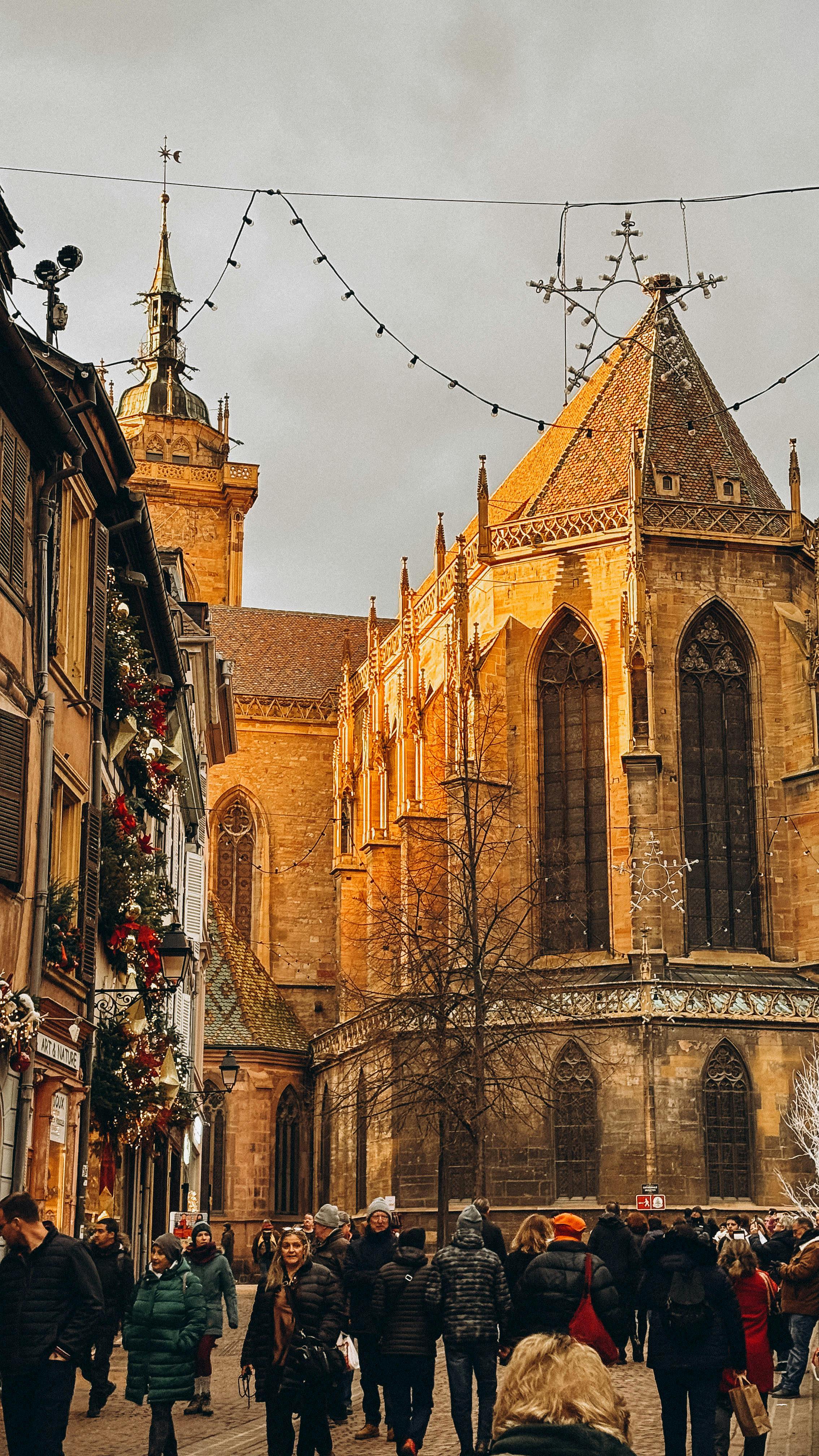 Destinații pentru vacanța de Crăciun: târguri de iarnă și orașe de poveste