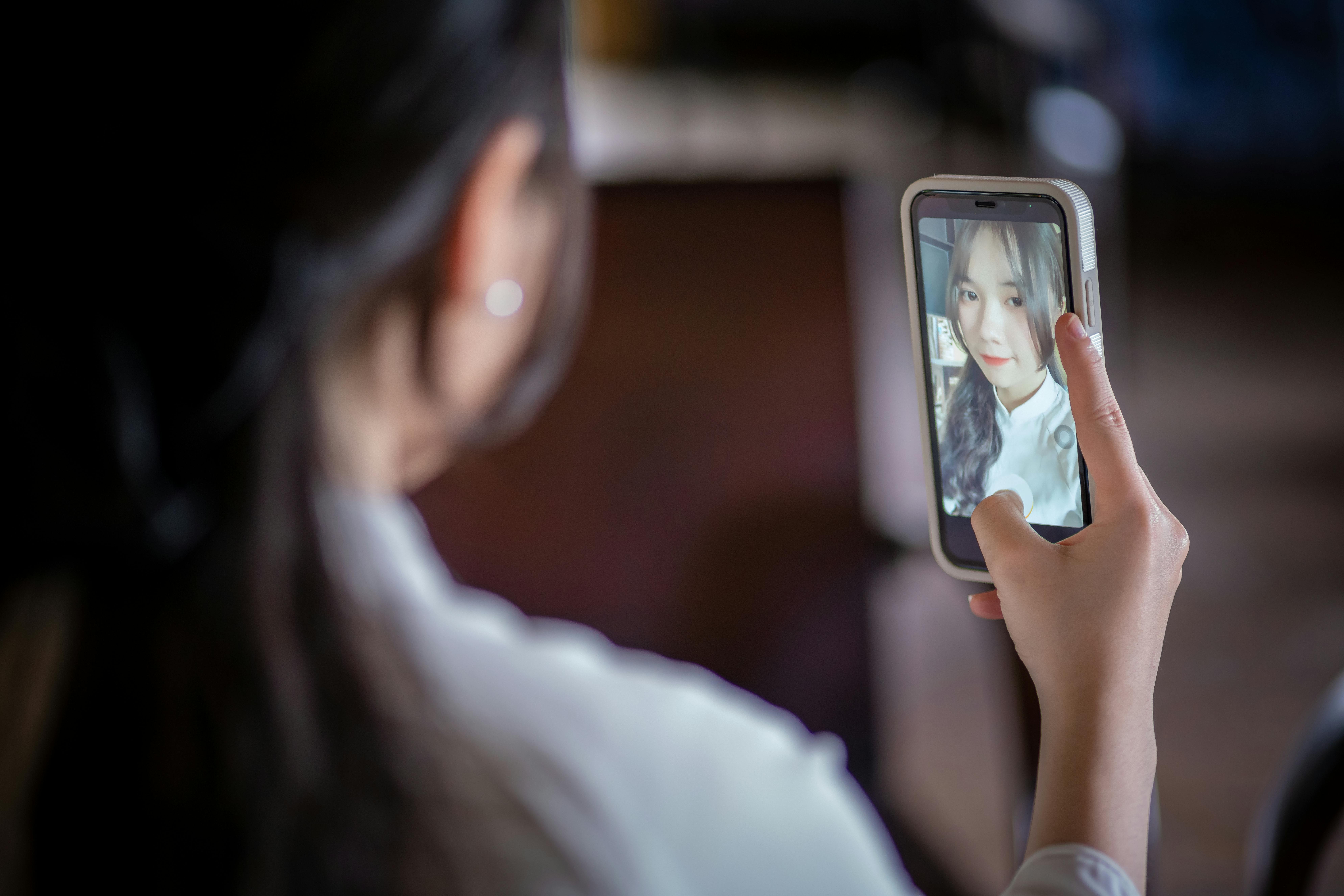 鴻海科技日周五登場 劉揚偉攜手OpenAI揭示AI戰略藍圖