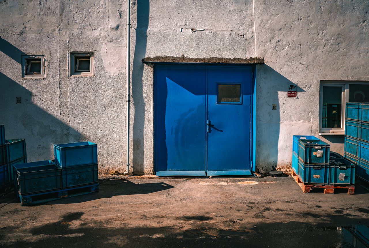 Storage & moves to storage Long Bennington — removals work in progress