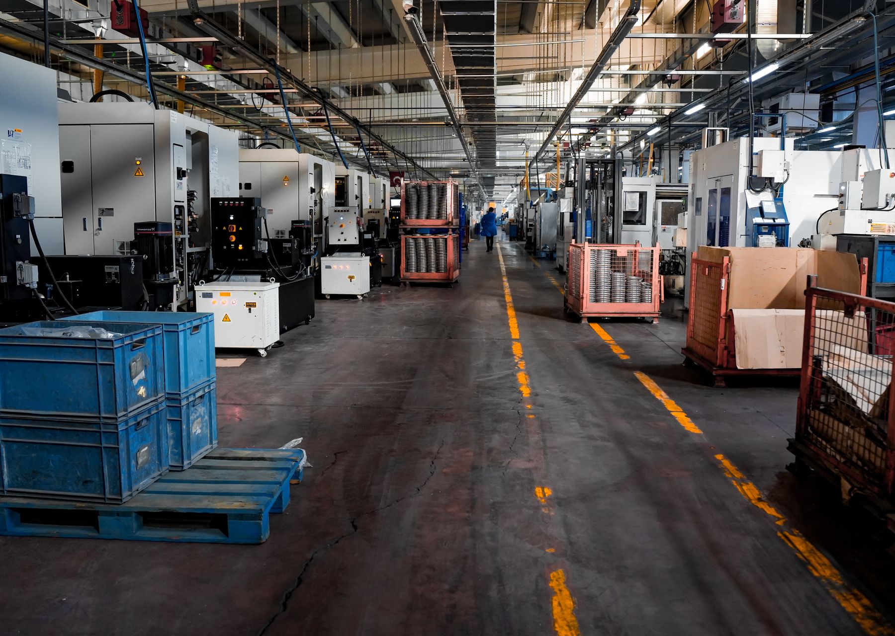 Professional removals crew at work — storage & moves to storage Bowertower