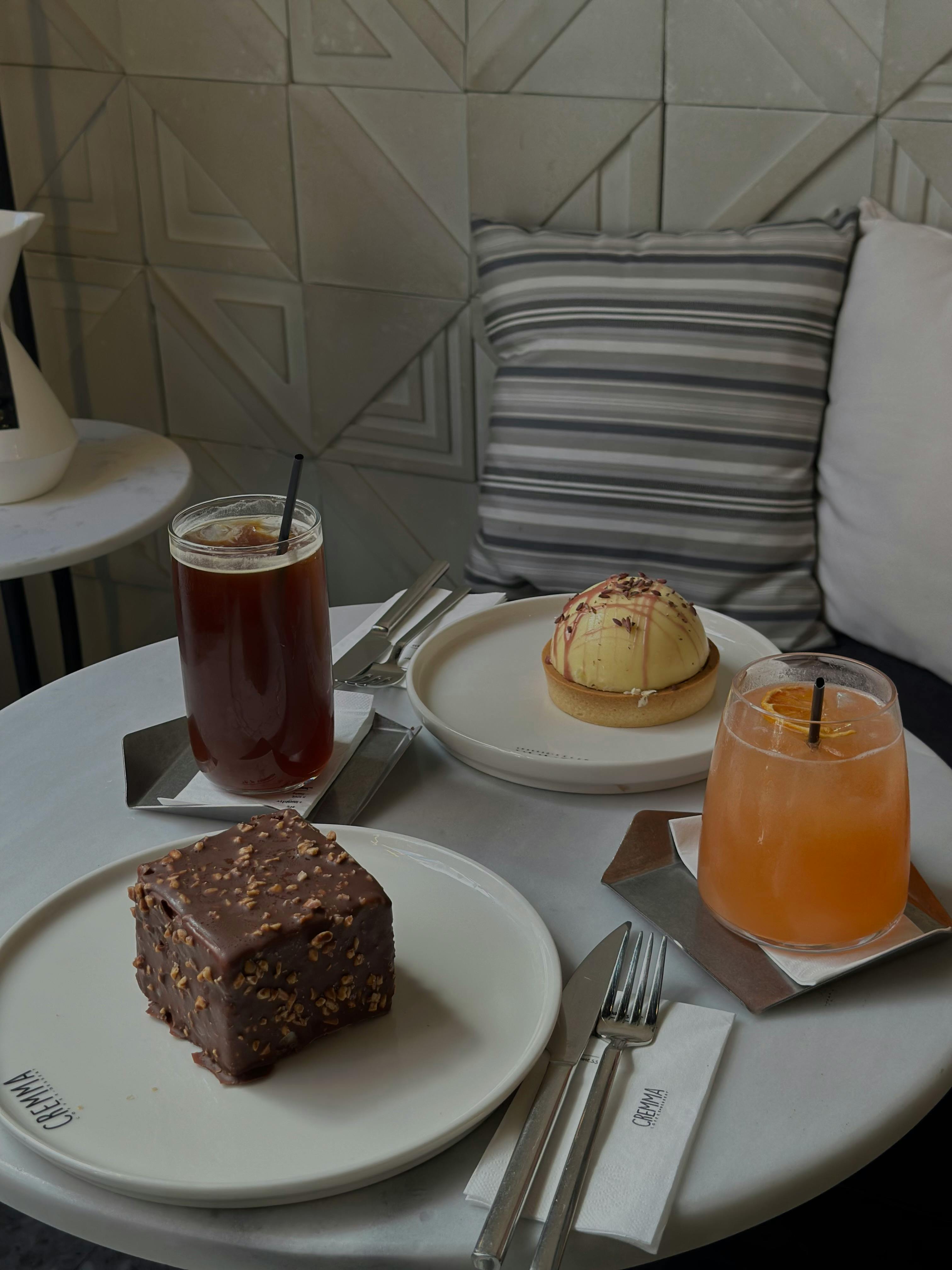 Enjoy a tasty dessert and refreshing drinks at a cozy Istanbul café.