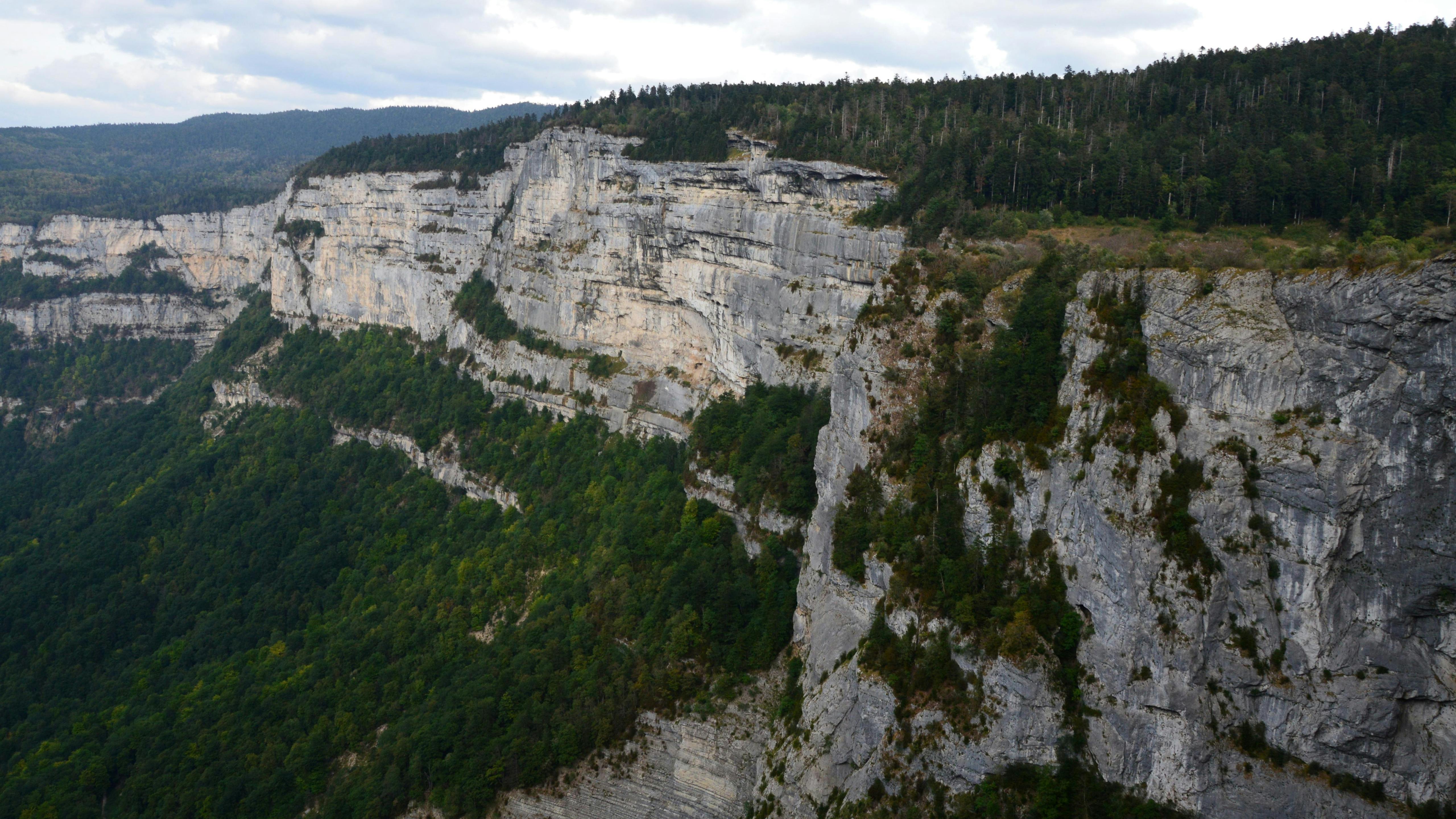 Breathtaking view of limestone cliffs in Saint-Jean-en-Royans, France.