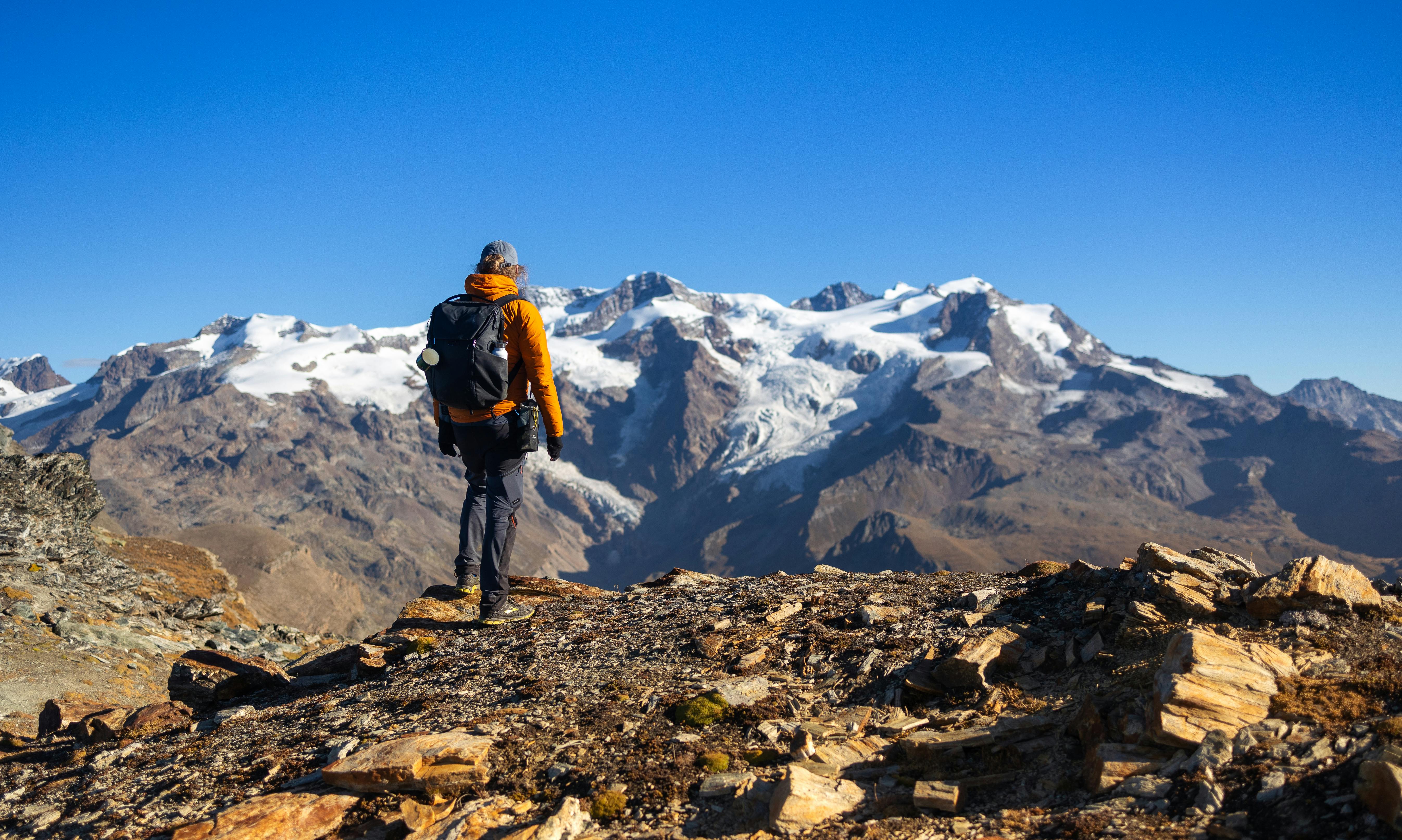 best gear reviews — Photo by Marek Piwnicki on Pexels
