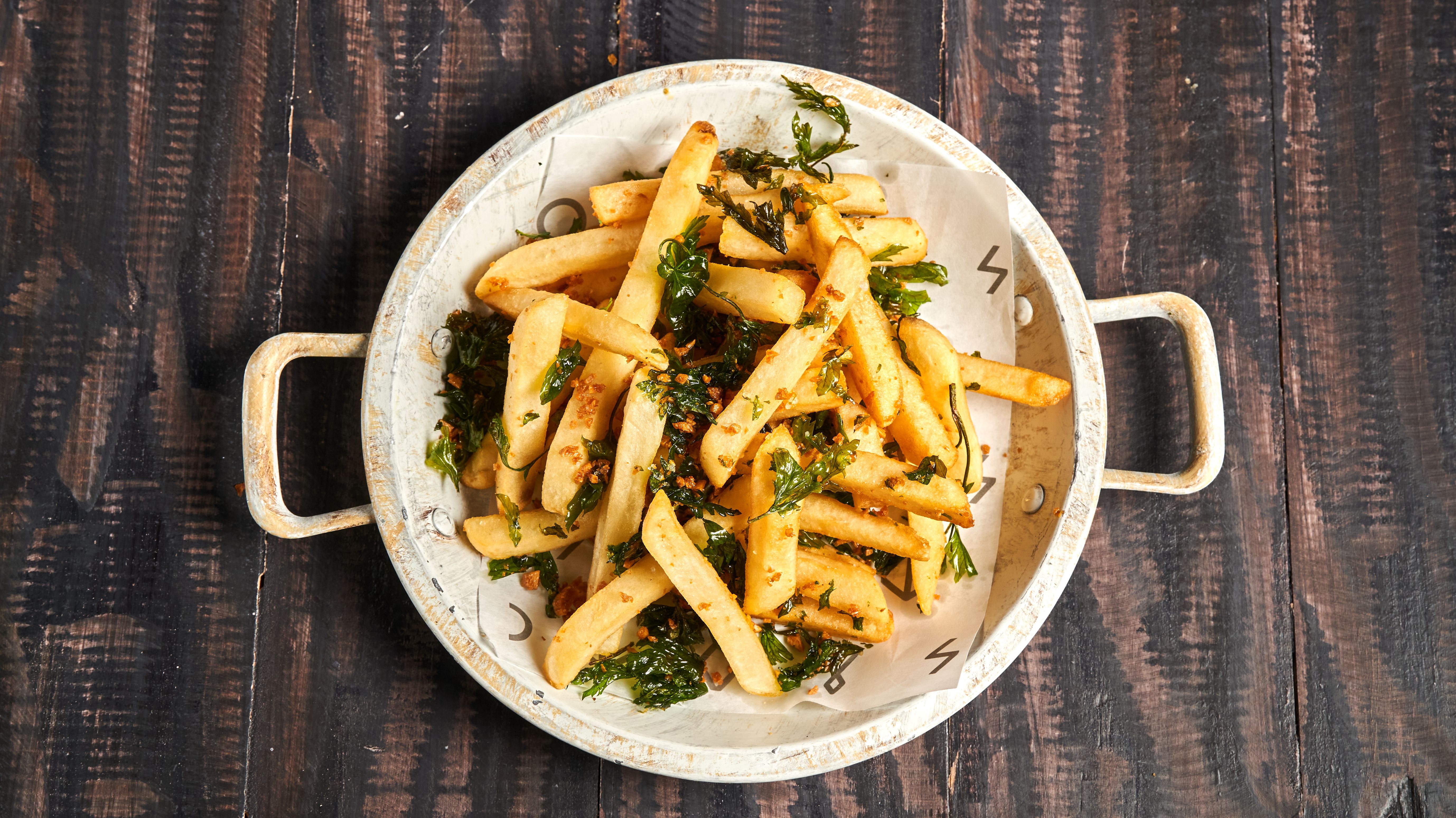 30-Minute Crispy Garlic and Kale Millet