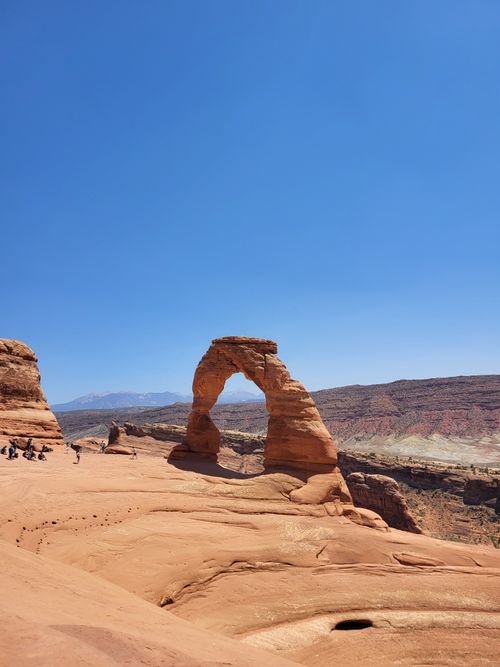 Free Stunning capture of Delicate Arch in Arches National Park, Utah, on a sunny day. Stock Photo