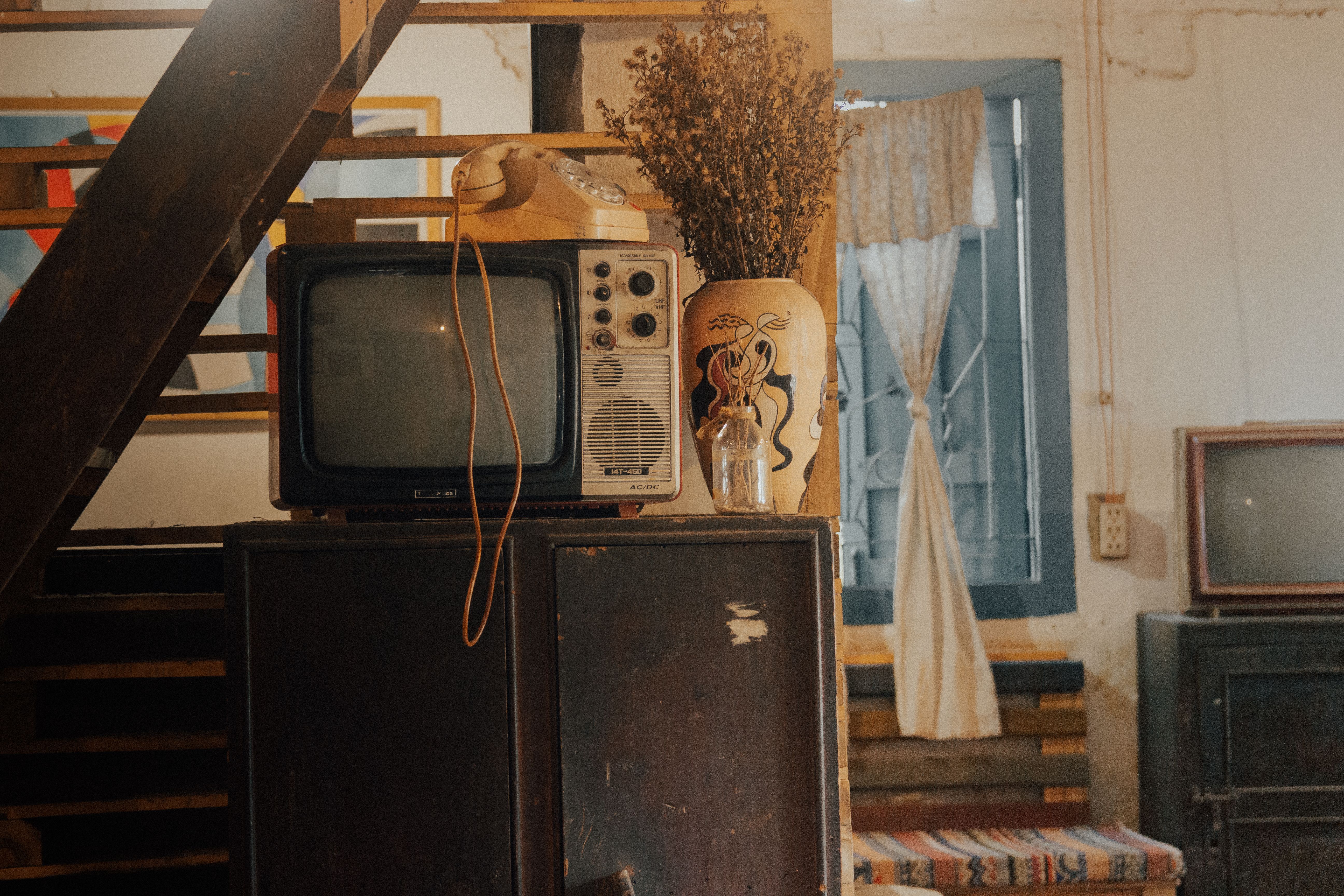 general entertainment channels in india — Photo by Thái Trường Giang on Pexels