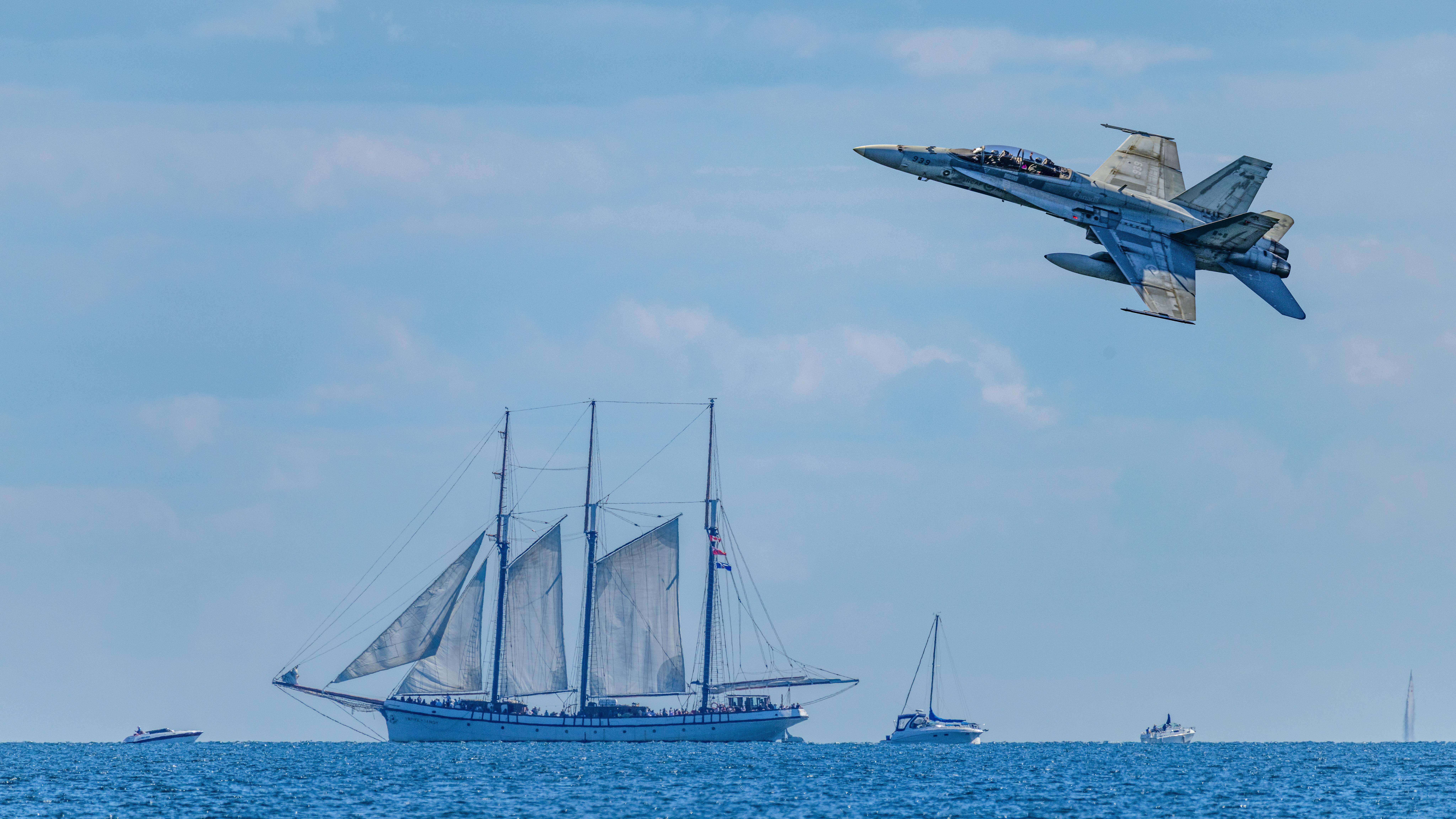 USS Dwight D. Eisenhower finishes maintenance, repairs — Photo by Ali   Soheil on Pexels
