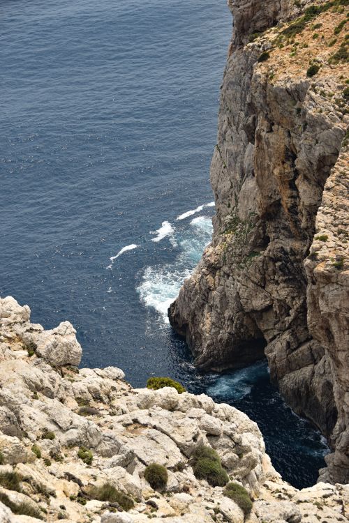 Deep Cliff Dramatic Coastal Cliff and Sea View · Free Stock Photo