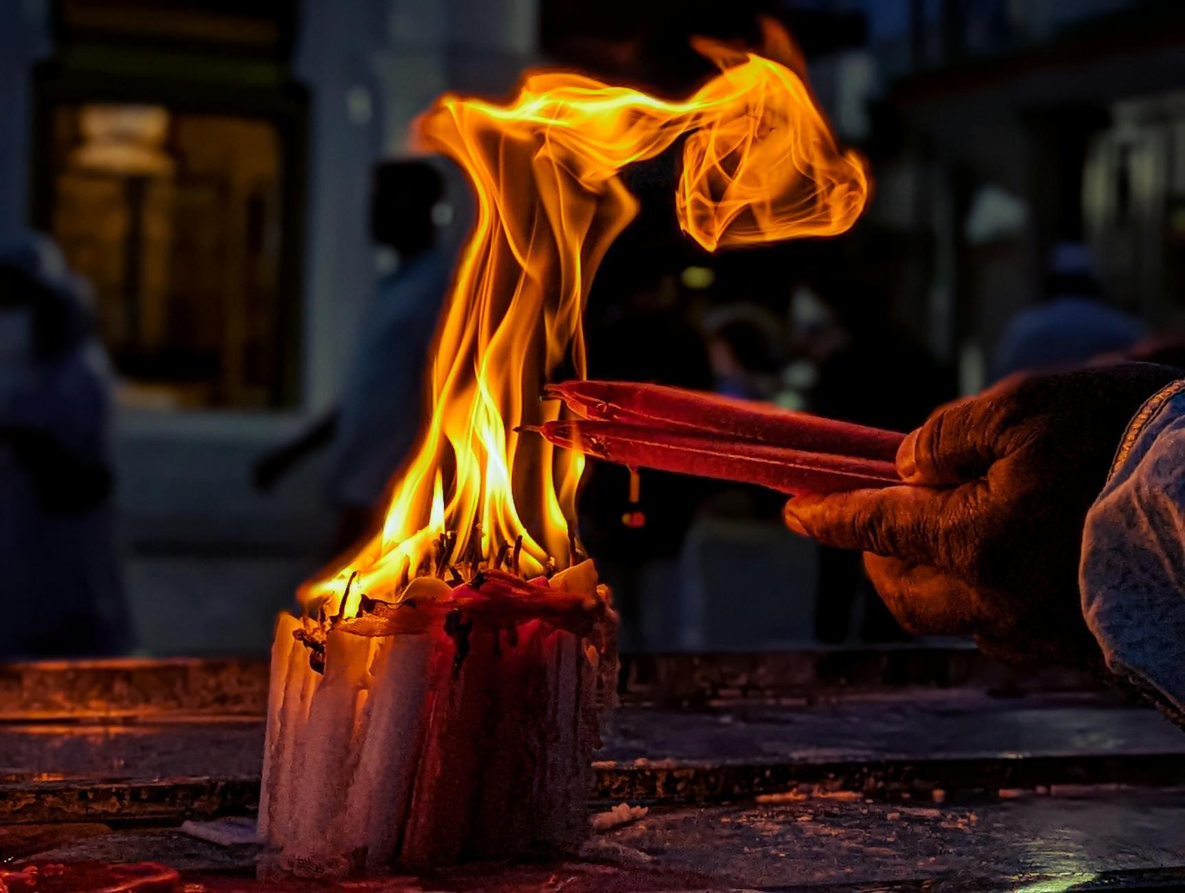 light that carries wishes.