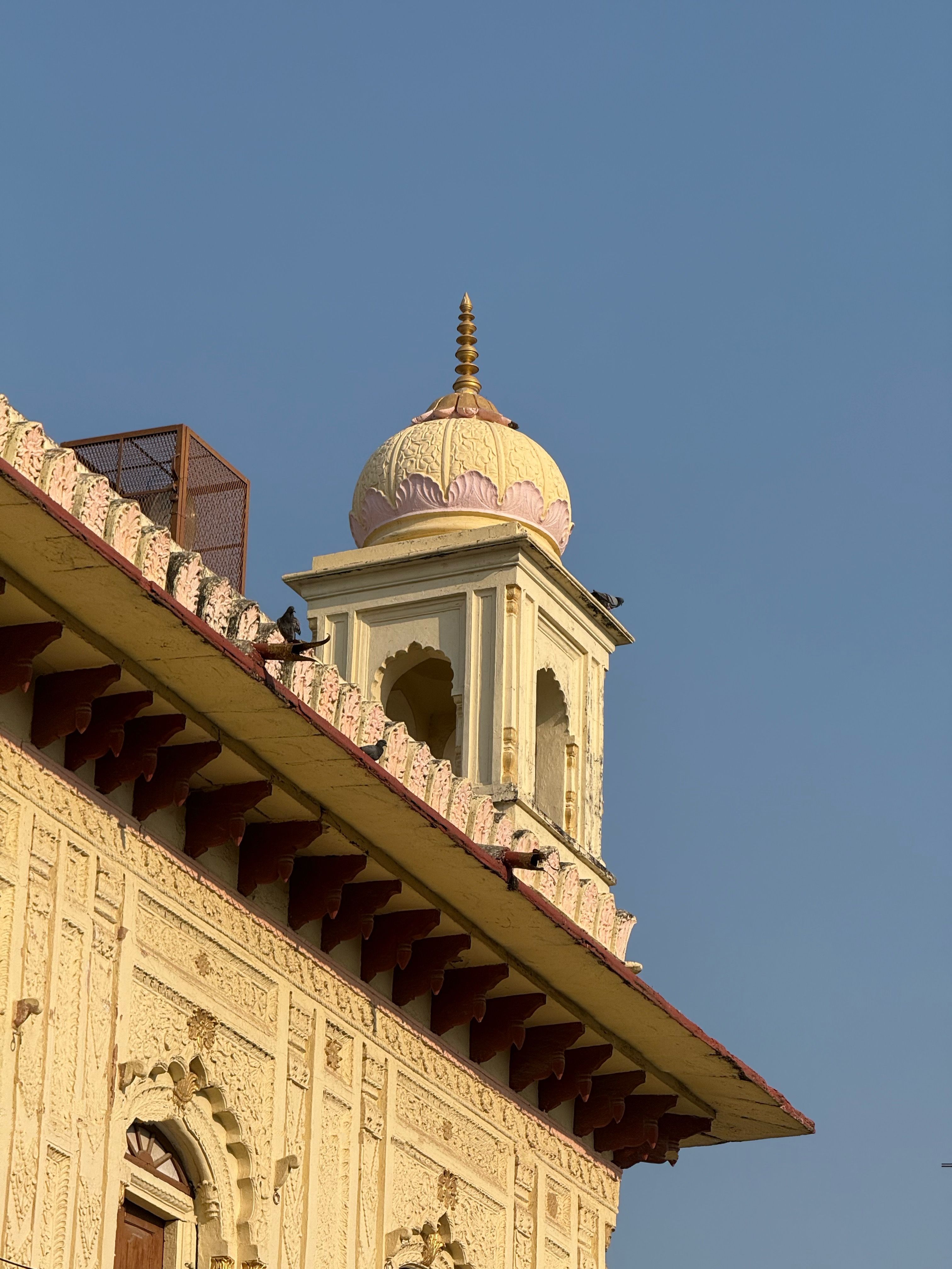 Historic Indian Architecture with Dome Detail · Free Stock Photo