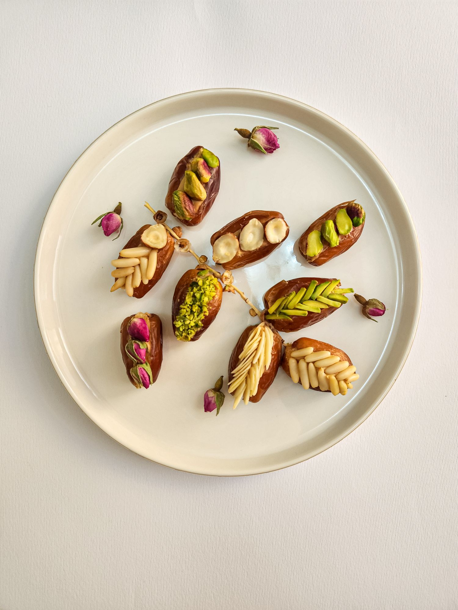 Dates filled with premium nuts