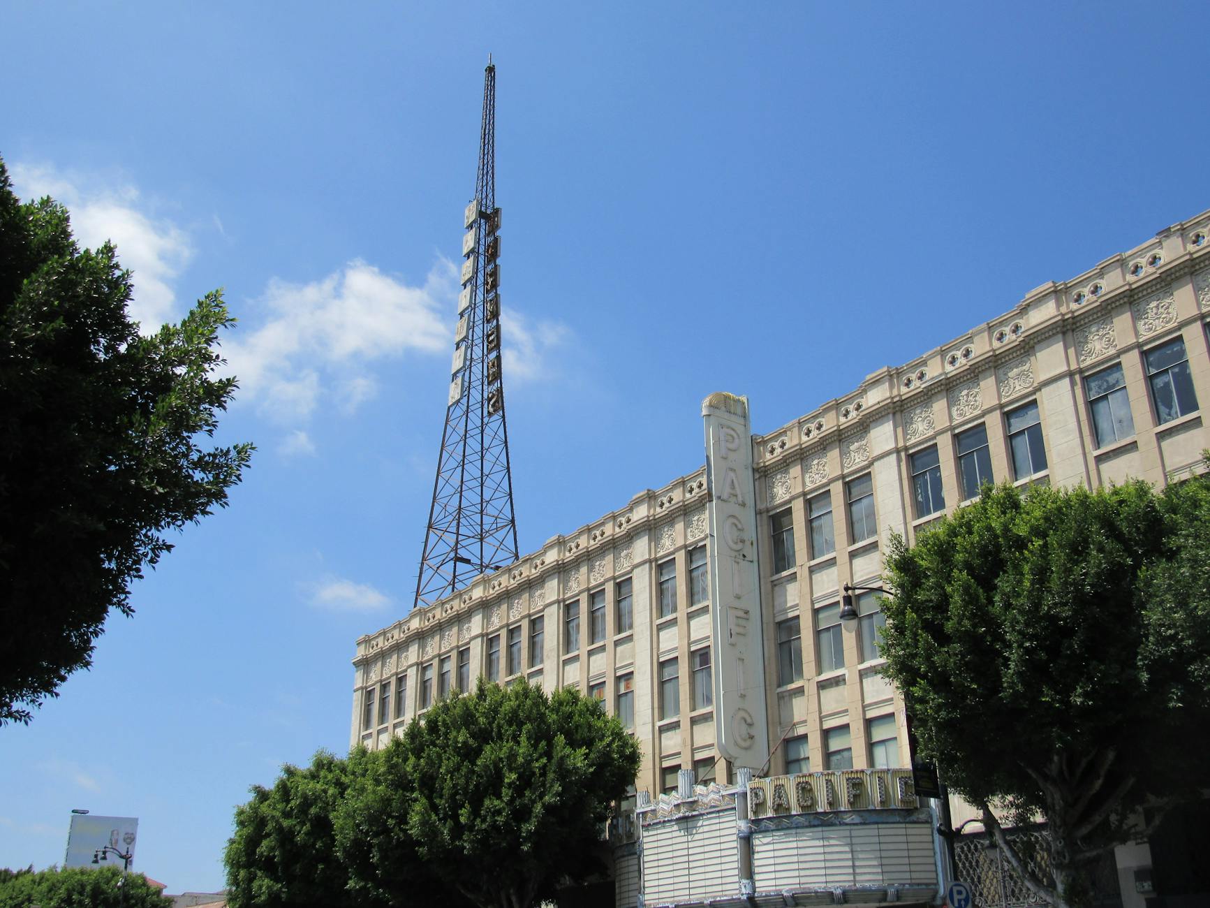 Star Theatre Company Stages Sondheim's "Into the Woods" This Summer