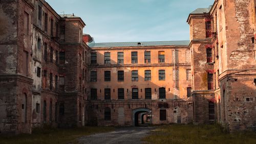 Free Explore the historic charm of an old factory in Narva, Estonia, with its vintage industrial architecture. Stock Photo