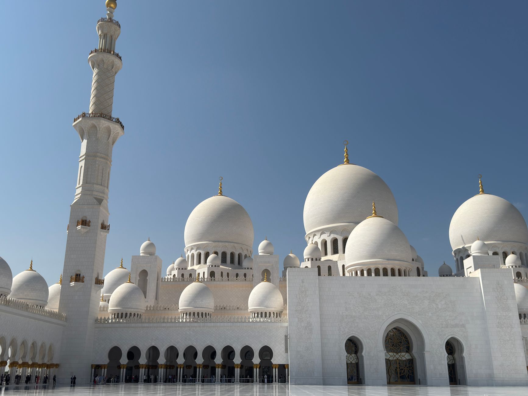 Abu Dhabi photo 3