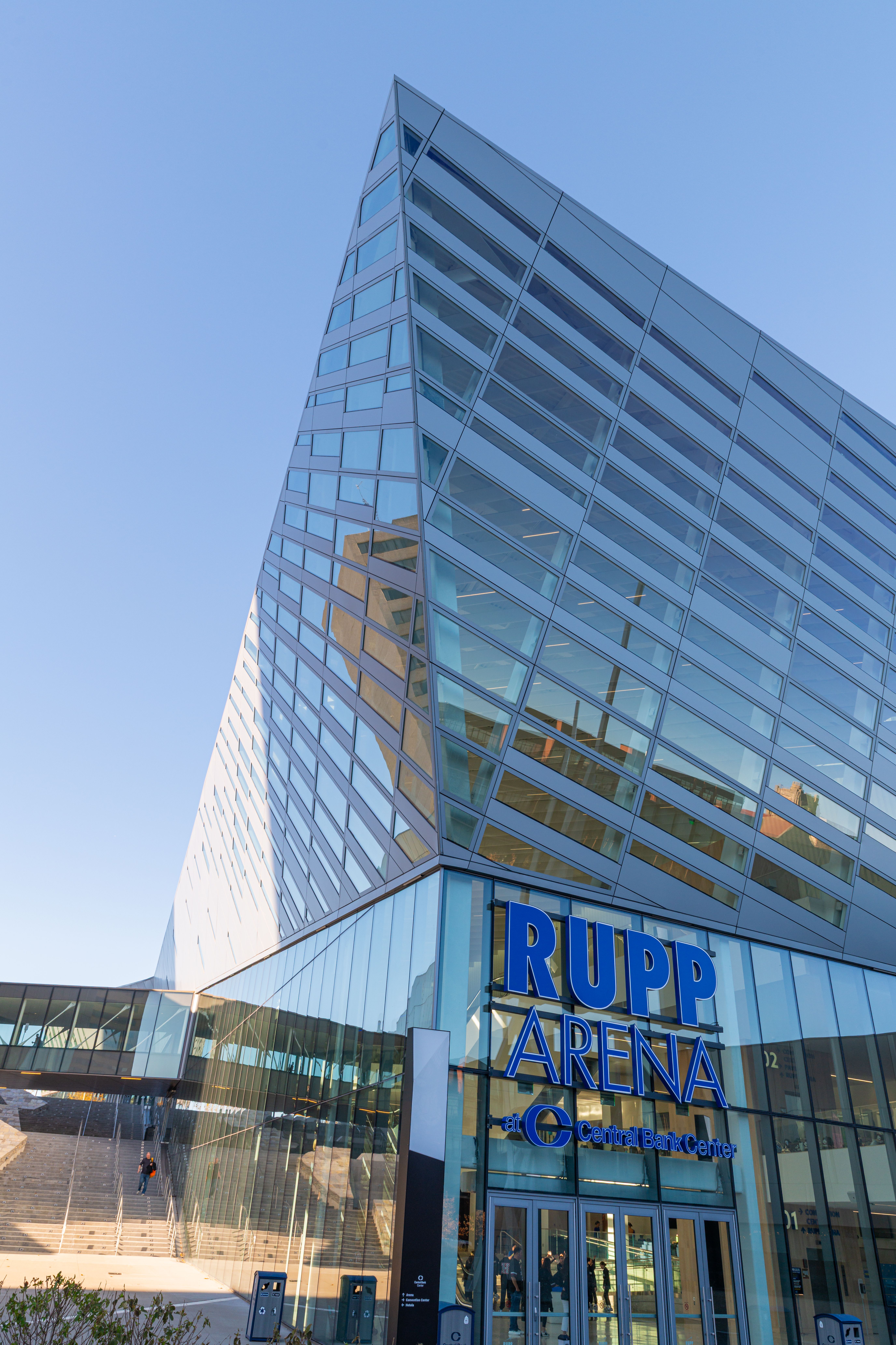 Rupp Arena Entrance with Modern Glass Architecture · Free Stock Photo